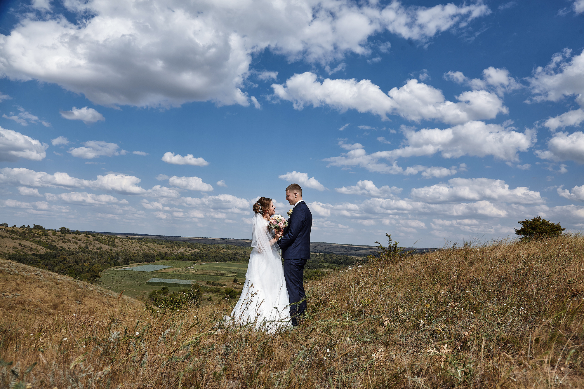 Свадебный день от утра невесты до продажи торта. Фото видео съёмка в Белой Калитве дуэт Герман и Инна