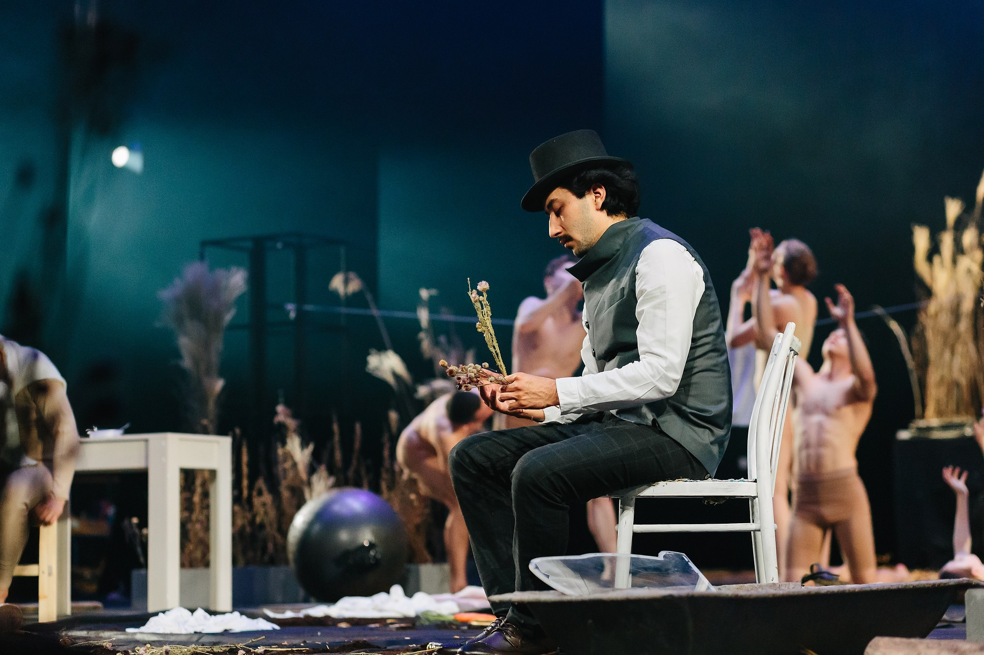 Спектакль Приглушенные голоса в Театре Академии танца Б. Эйфмана (+репетиция). Семейный и портретный фотограф в Санкт-Петербурге Андрей Воробьев