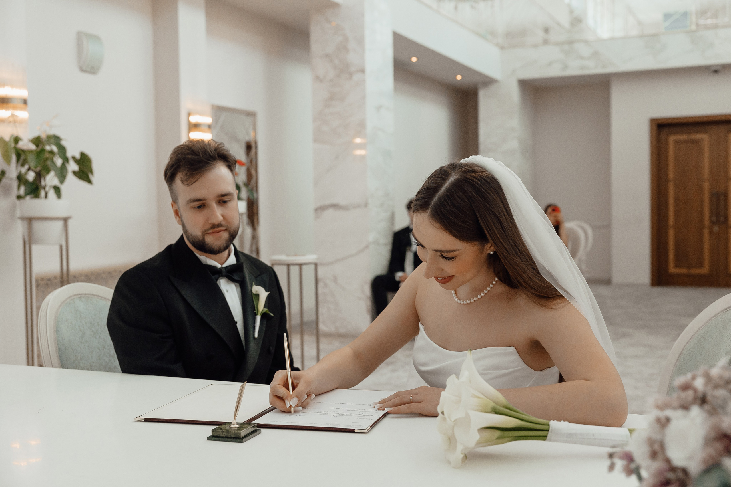 Свадебная фотосессия во Дворце бракосочетания №4