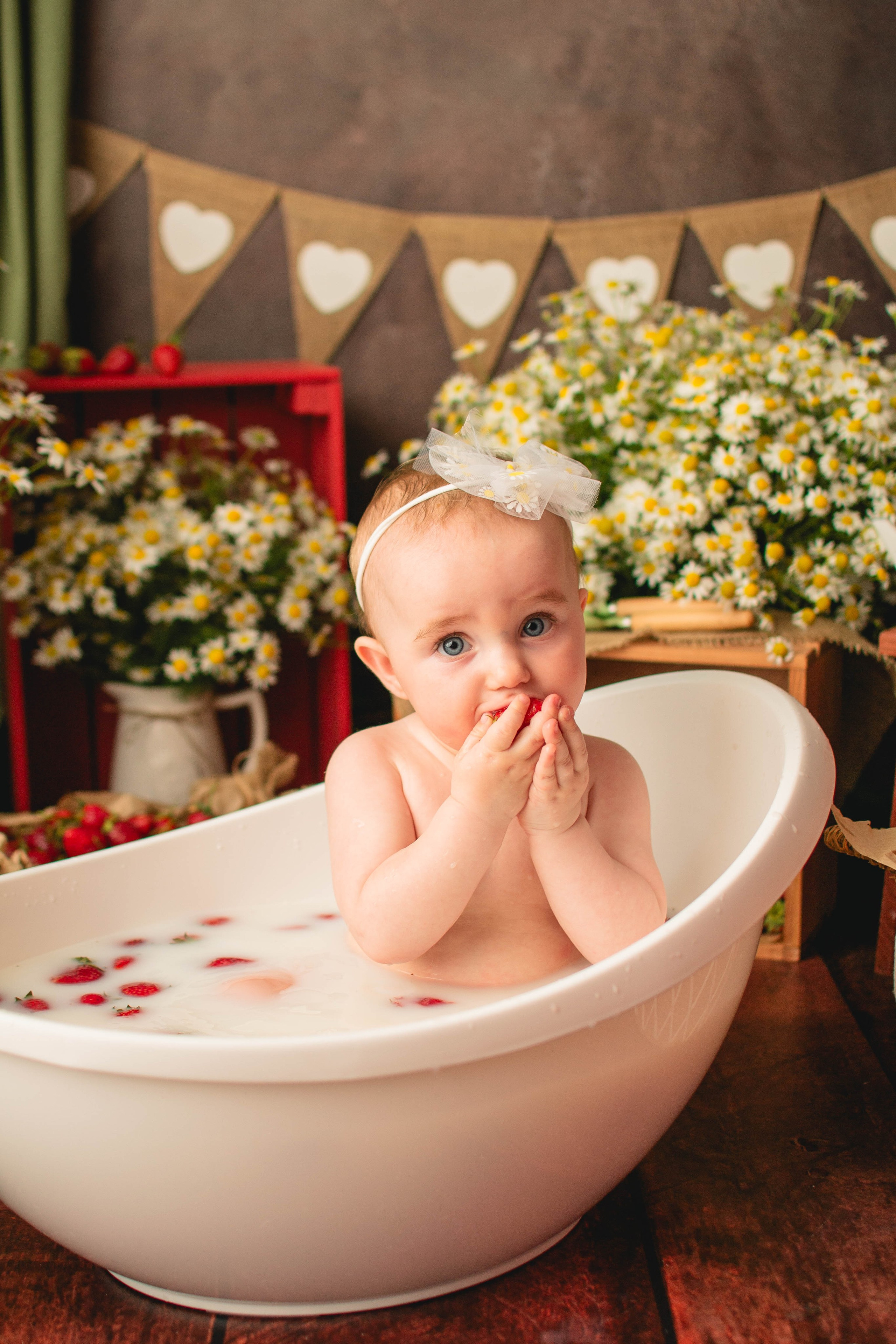 Клубничный. Фотограф новорождённых в Санкт-Петербурге Наталья Булгакова
