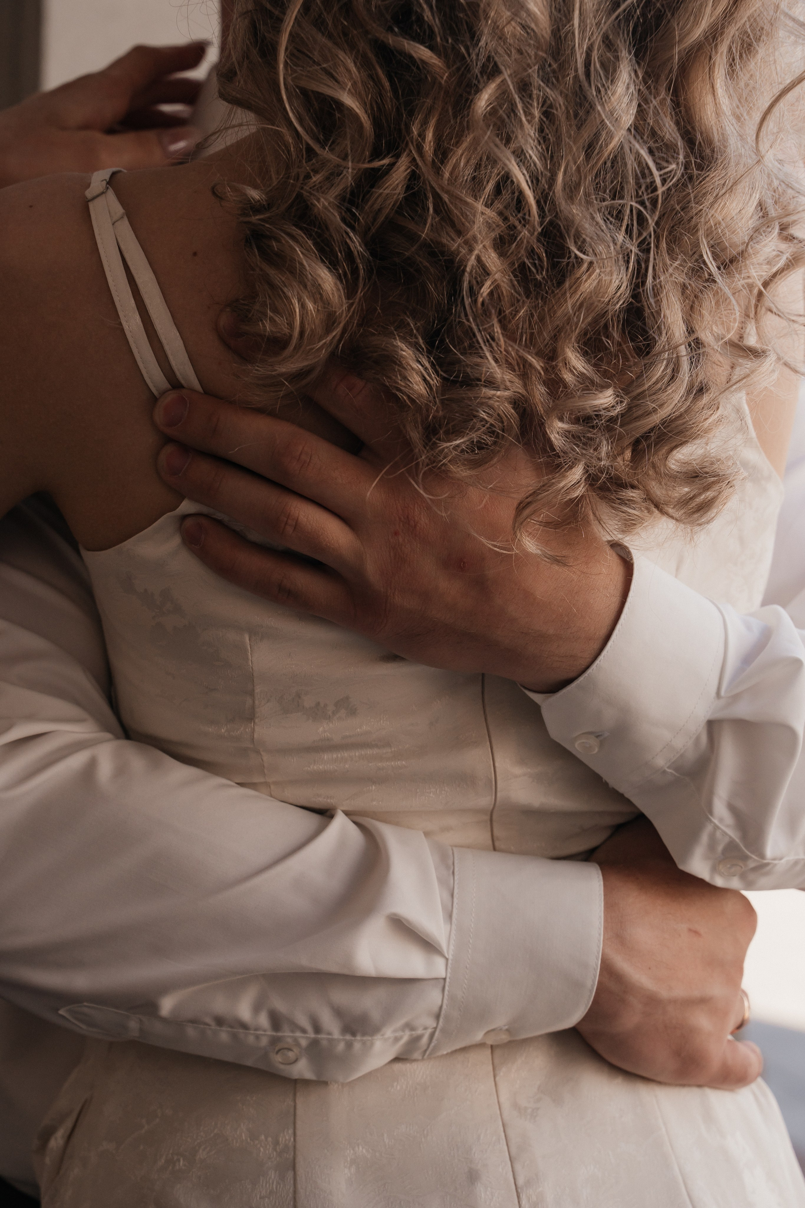 Love story «Windy August». Свадебные фотограф и видеограф Наталья и Анатолий Новиковы СПб