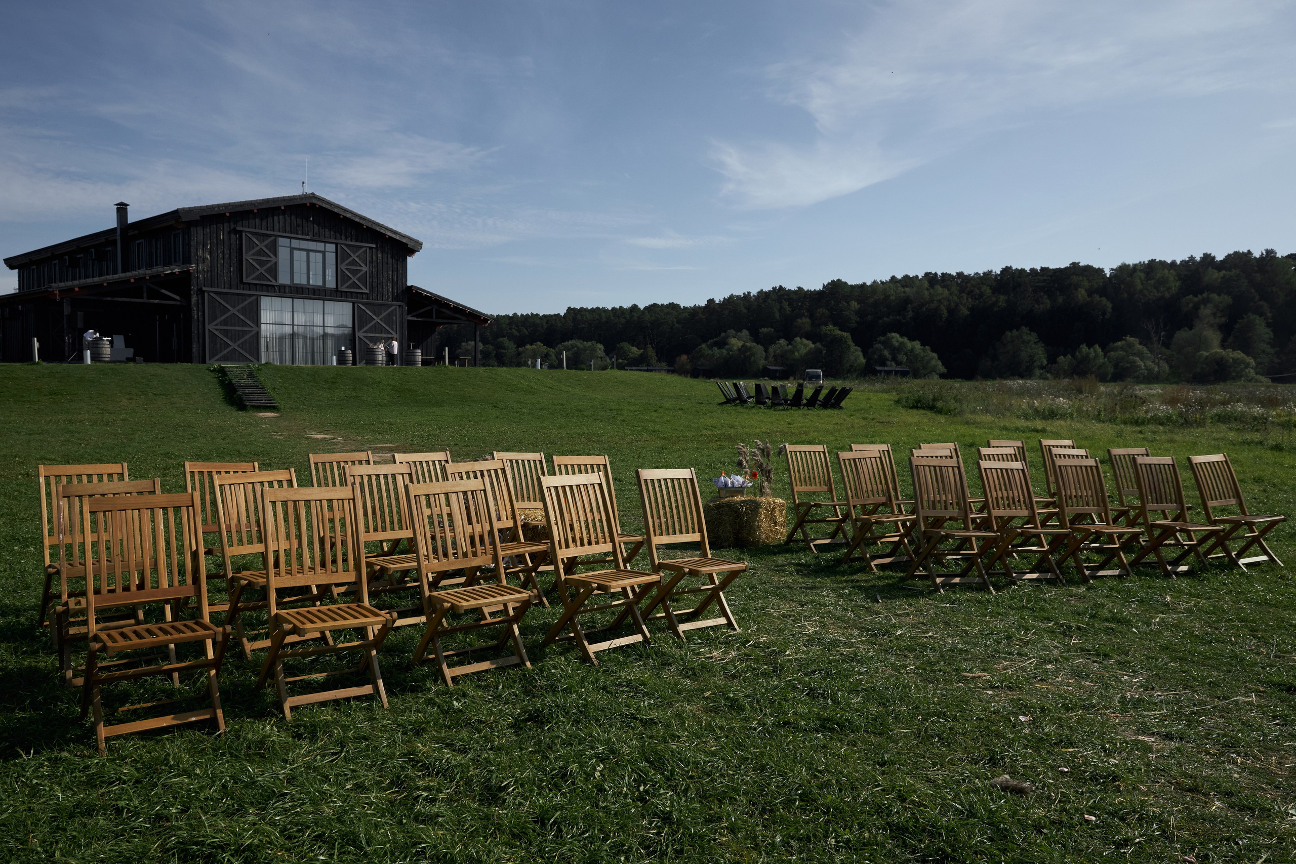 I & E. Anastasia Jes