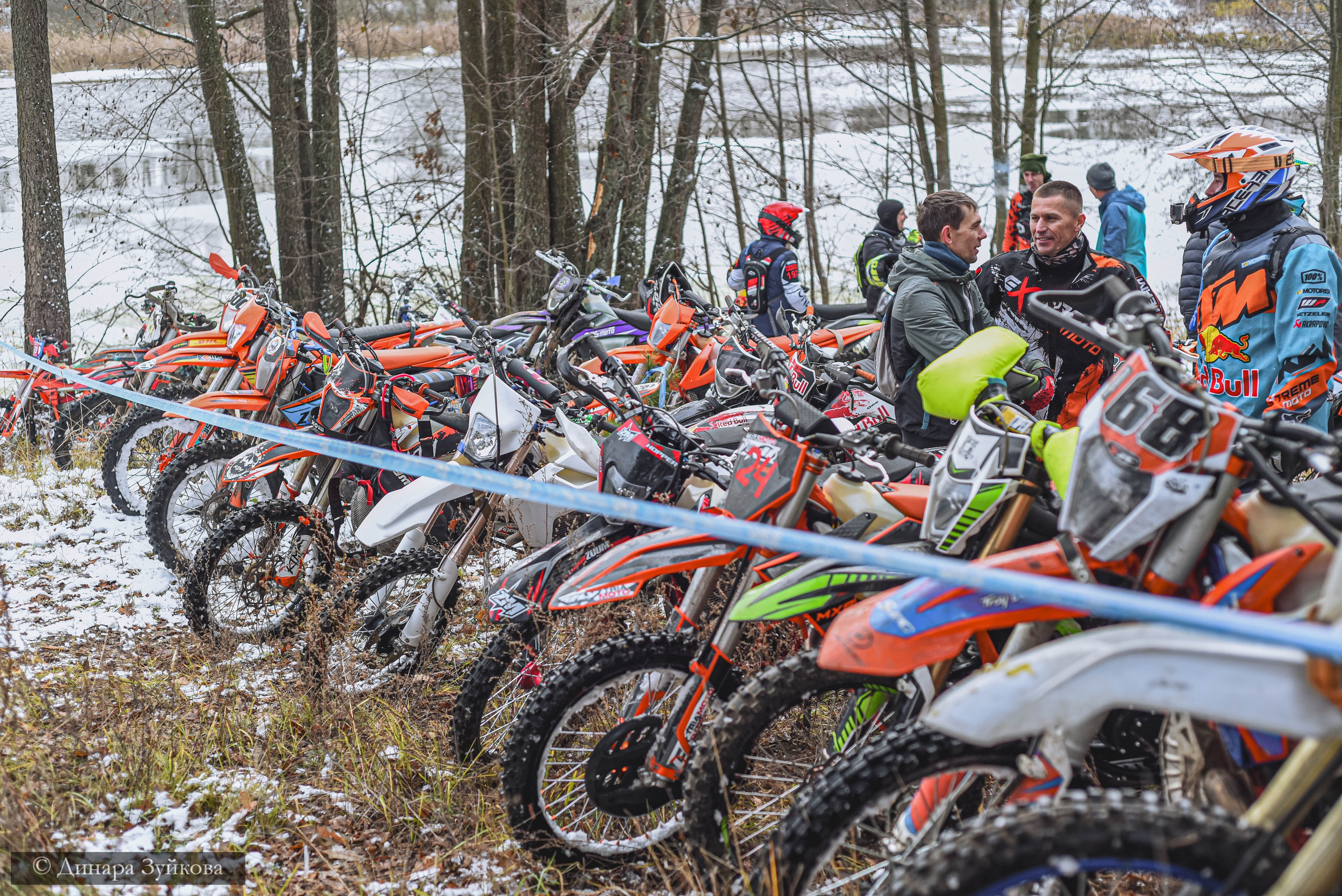 «На местности». Мотофотограф в Нижнем Новгороде Динара Зуйкова