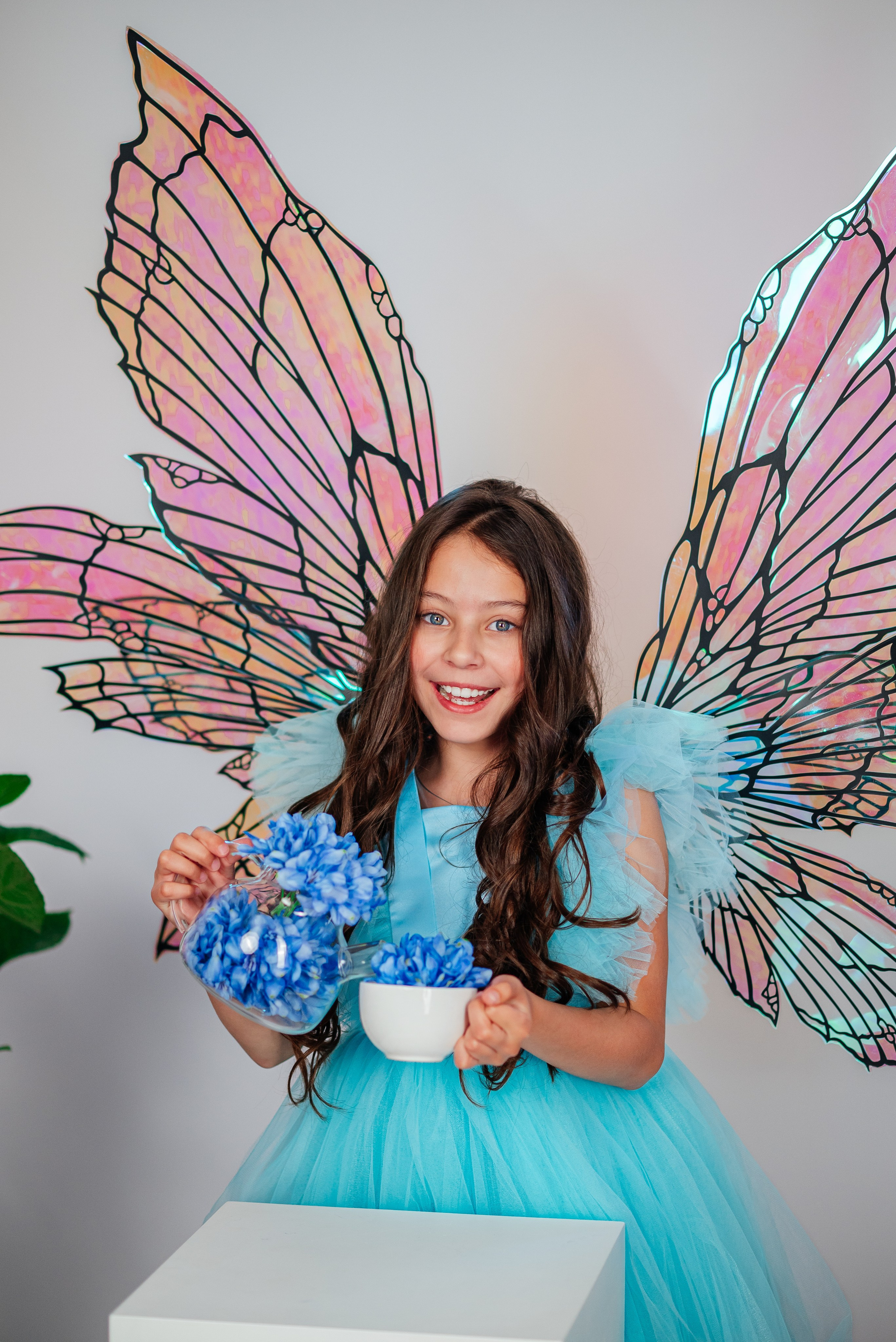 Вероника и гортензии. Семейный фотограф в Краснодаре