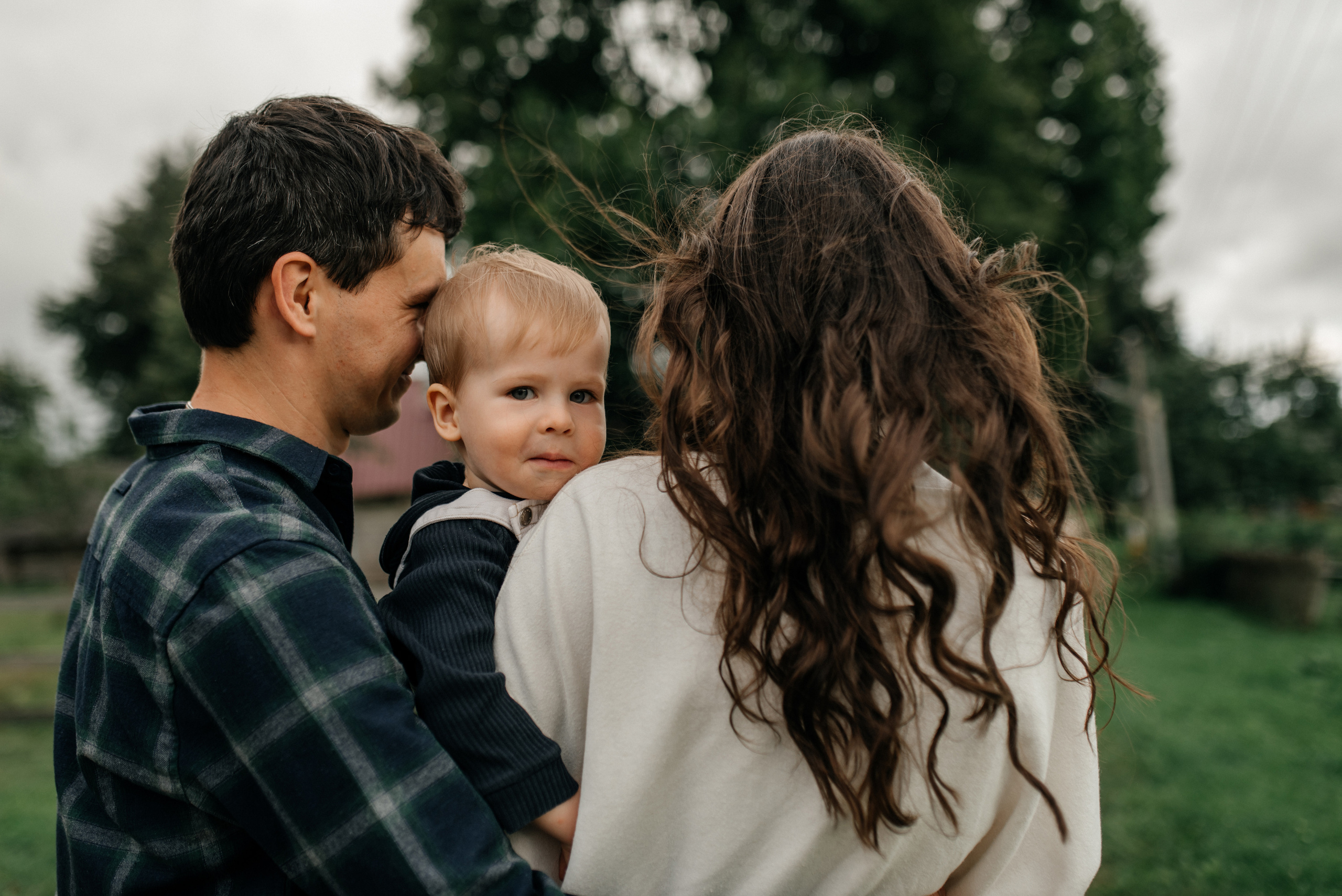 Карина+Сергей+Мирослав. Костюшко Кристина — семейный и свадебный фотограф в Минске