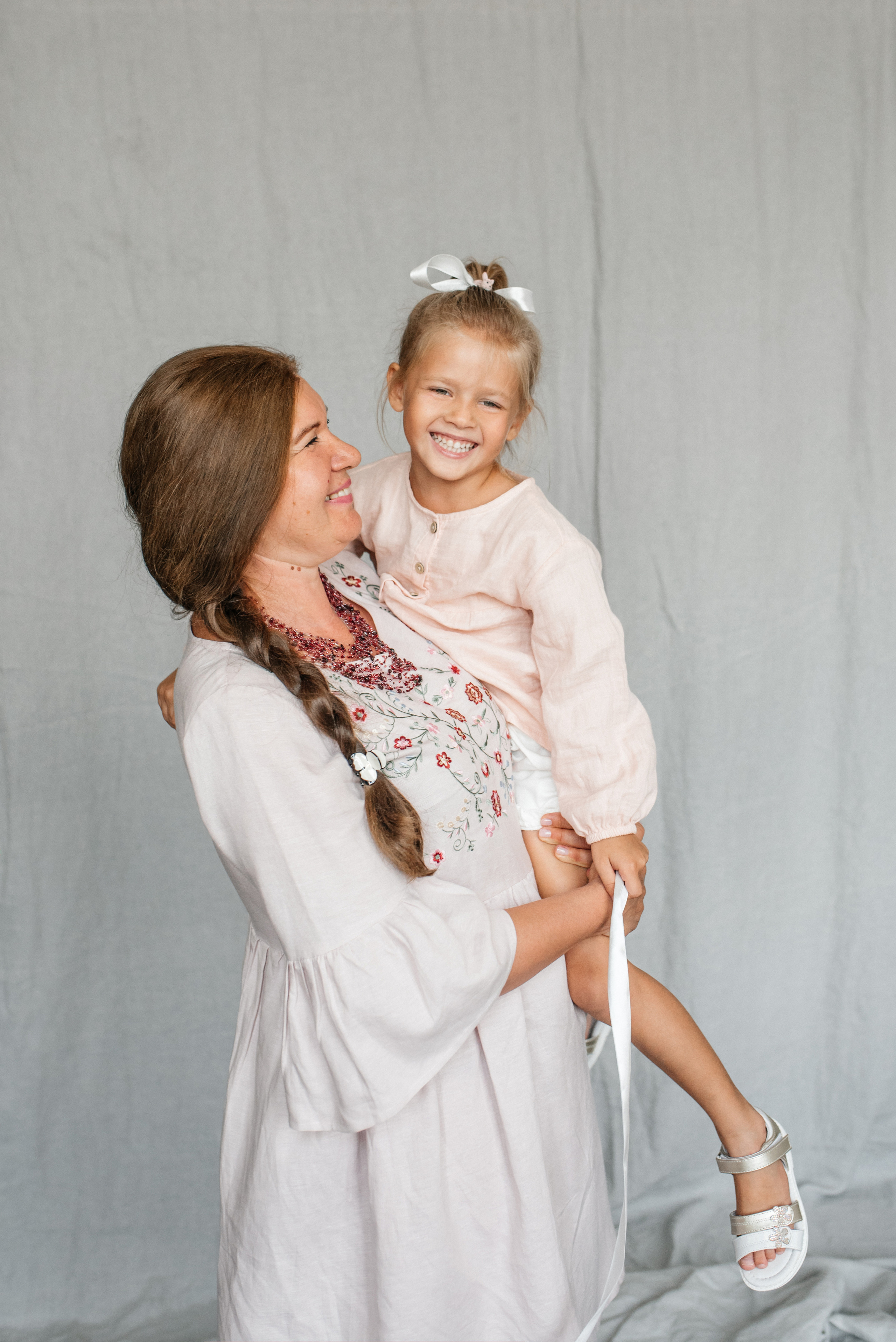 Алеся+Максим+Вера+Давид. Костюшко Кристина — семейный и свадебный фотограф в Минске