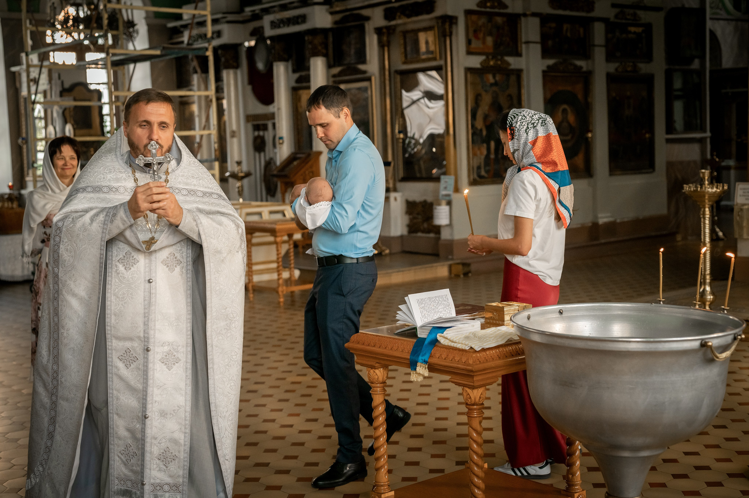 Таинство крещения. Фотограф новорождённых, семейный, школьный в городе Калуге Евгения