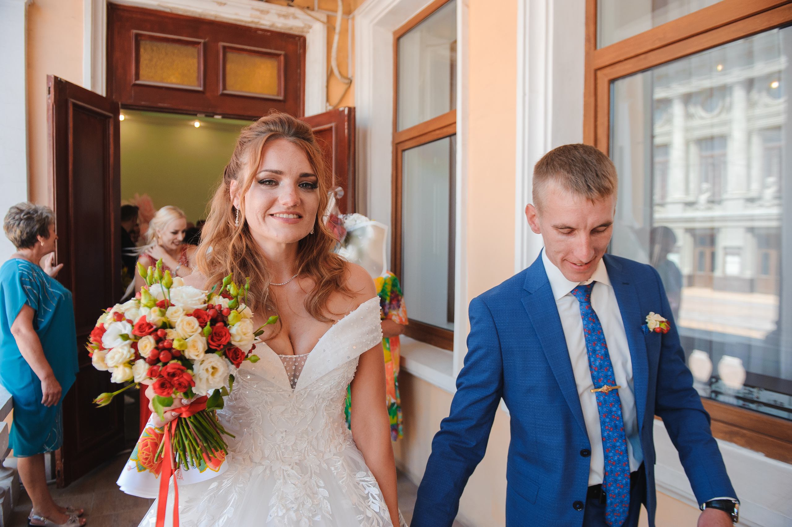 Свадебная прогулка в Крыму Ялта, Алушта- Утес. Свадебный фотограф в Крыму Алексей Лобач