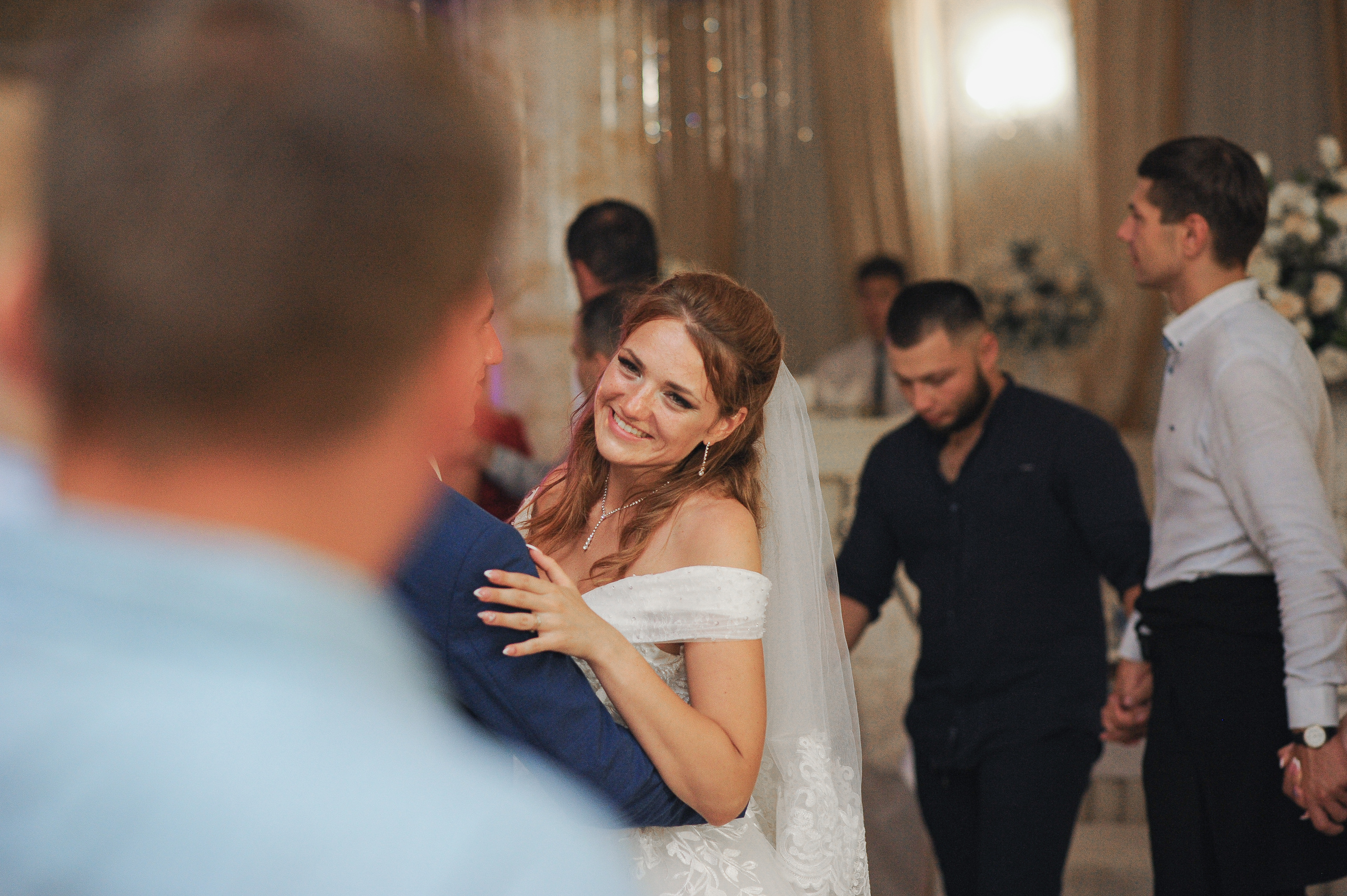 Свадебная прогулка в Крыму Ялта, Алушта- Утес. Свадебный фотограф в Крыму Алексей Лобач