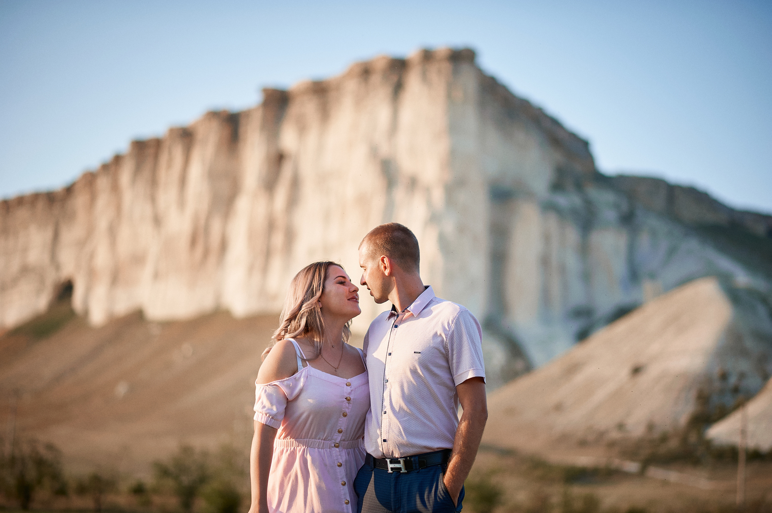 Лавстори в Крыму Белая скала. Свадебный фотограф в Крыму Алексей Лобач