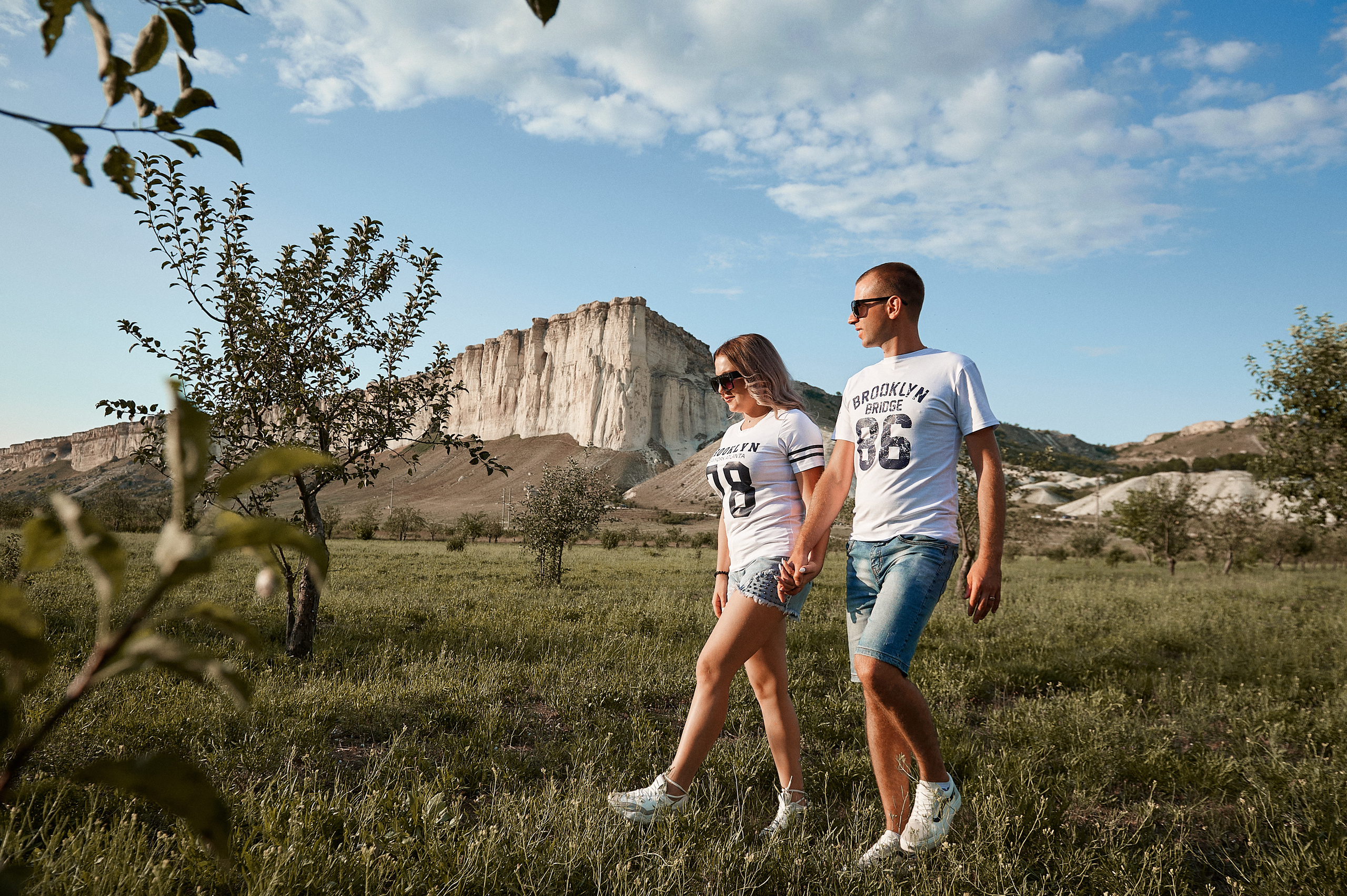 Лавстори в Крыму Белая скала. Свадебный фотограф в Крыму Алексей Лобач