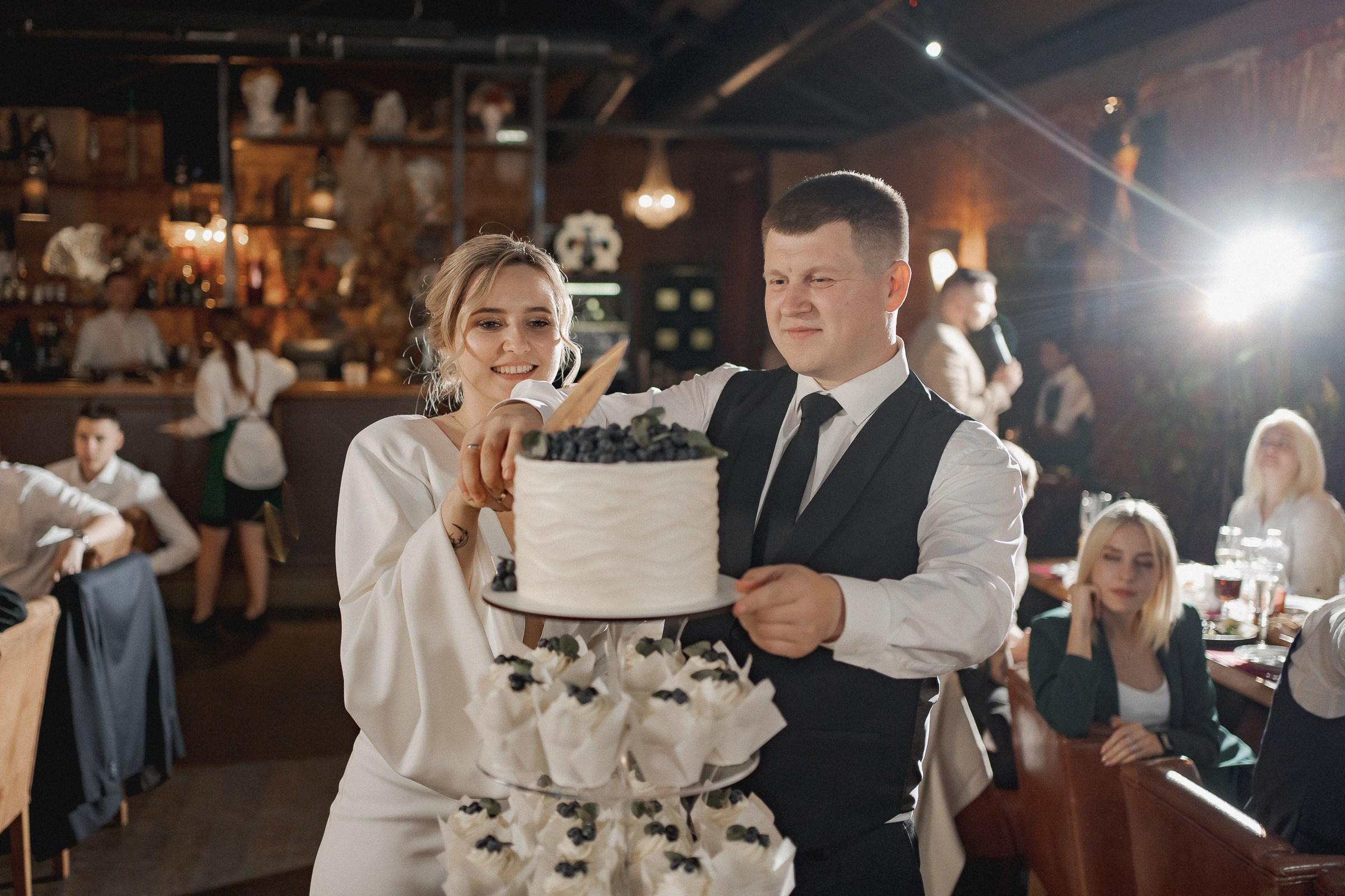 Максим и Света. Свадебный фотограф Александр Осипов