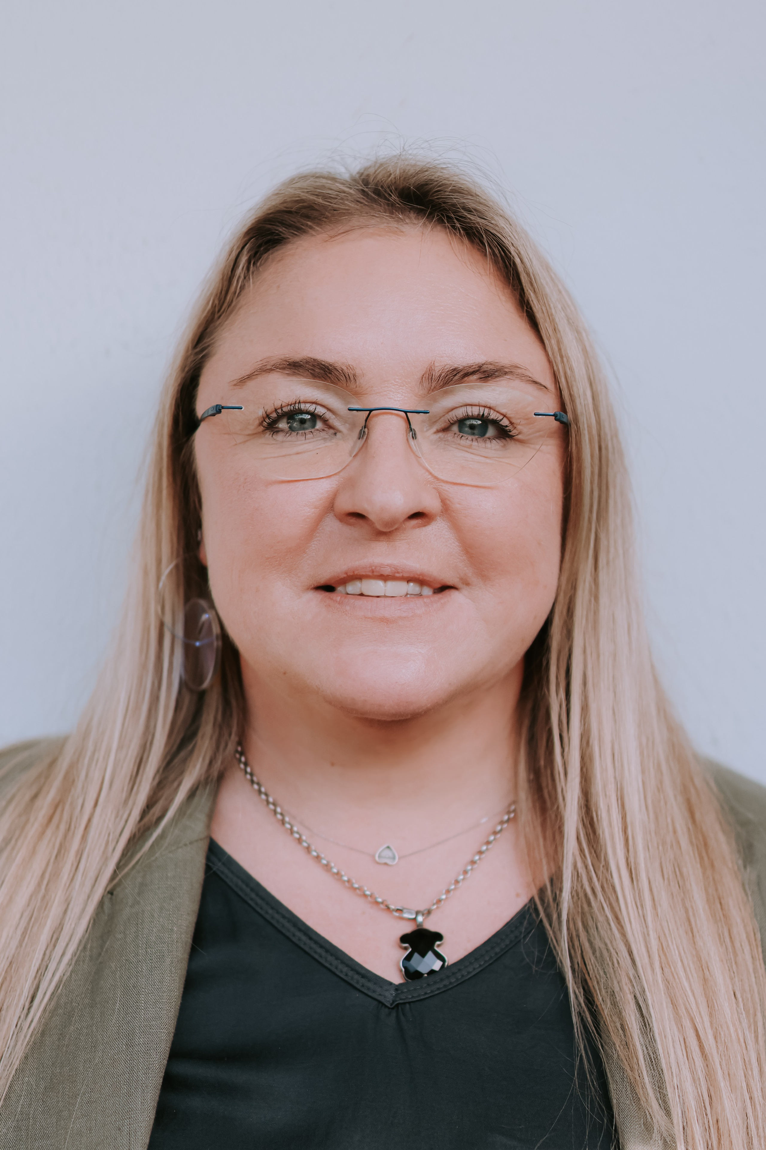 Portraits for CityKids x Newton, Tel Aviv | December 2025. Photographer in Israel Alice Milchin