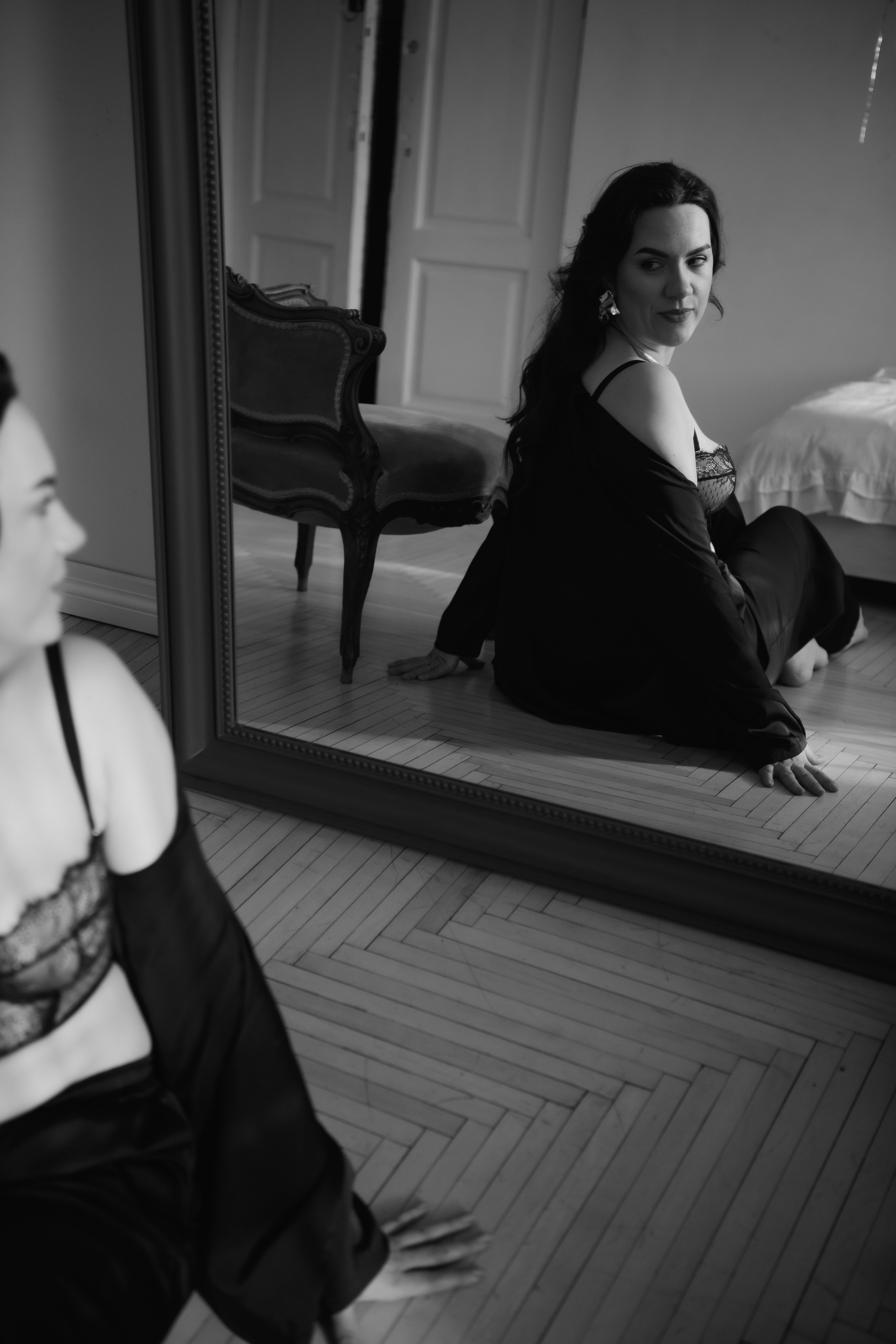 …Без слов — фотосессия для нее. Фотохудожник Нина Жихарева