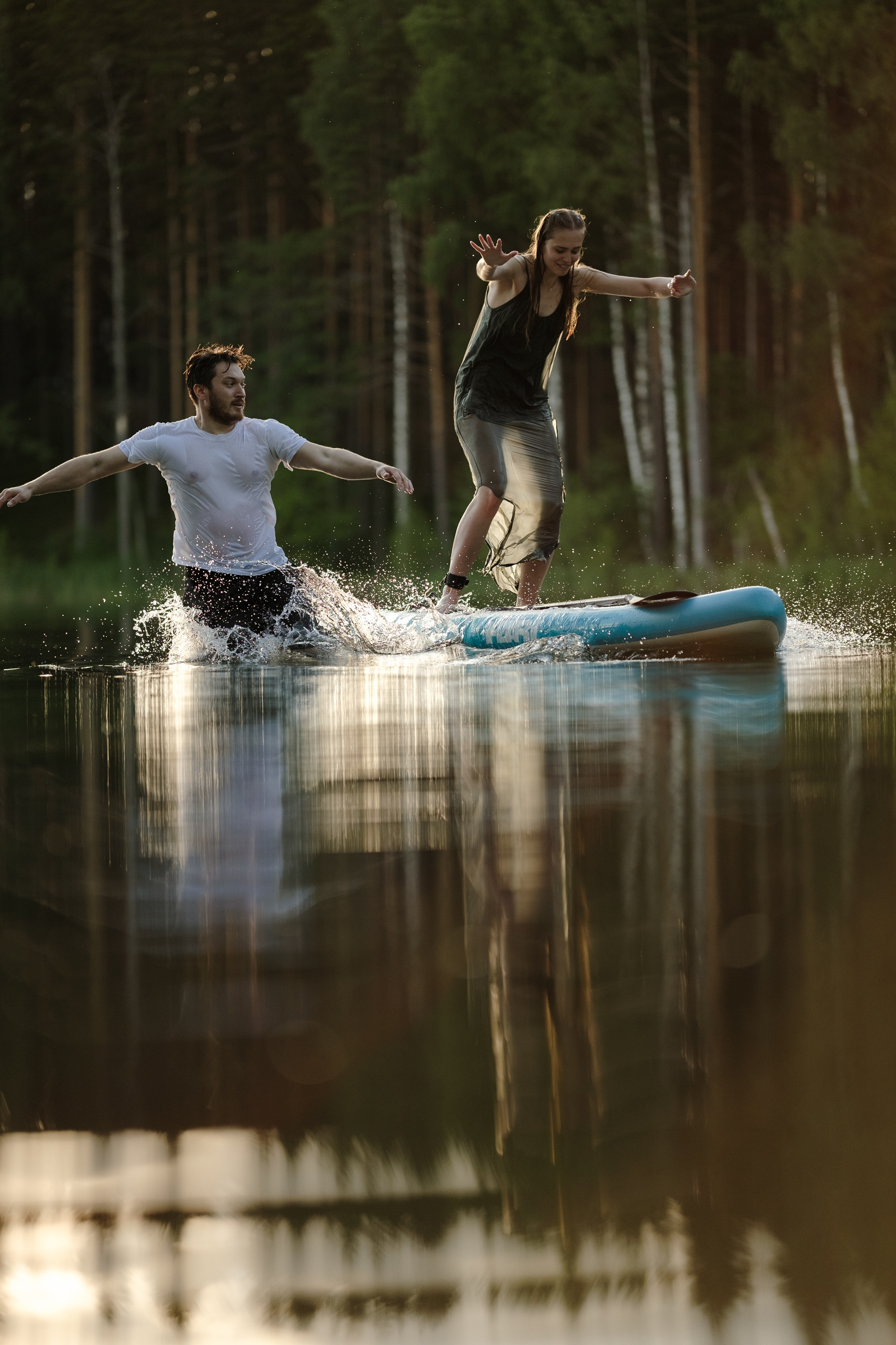 Петя и Лина, на сапах. Интерьерный фотограф и видеограф в Санкт-Петербурге Вадим Балбашевский