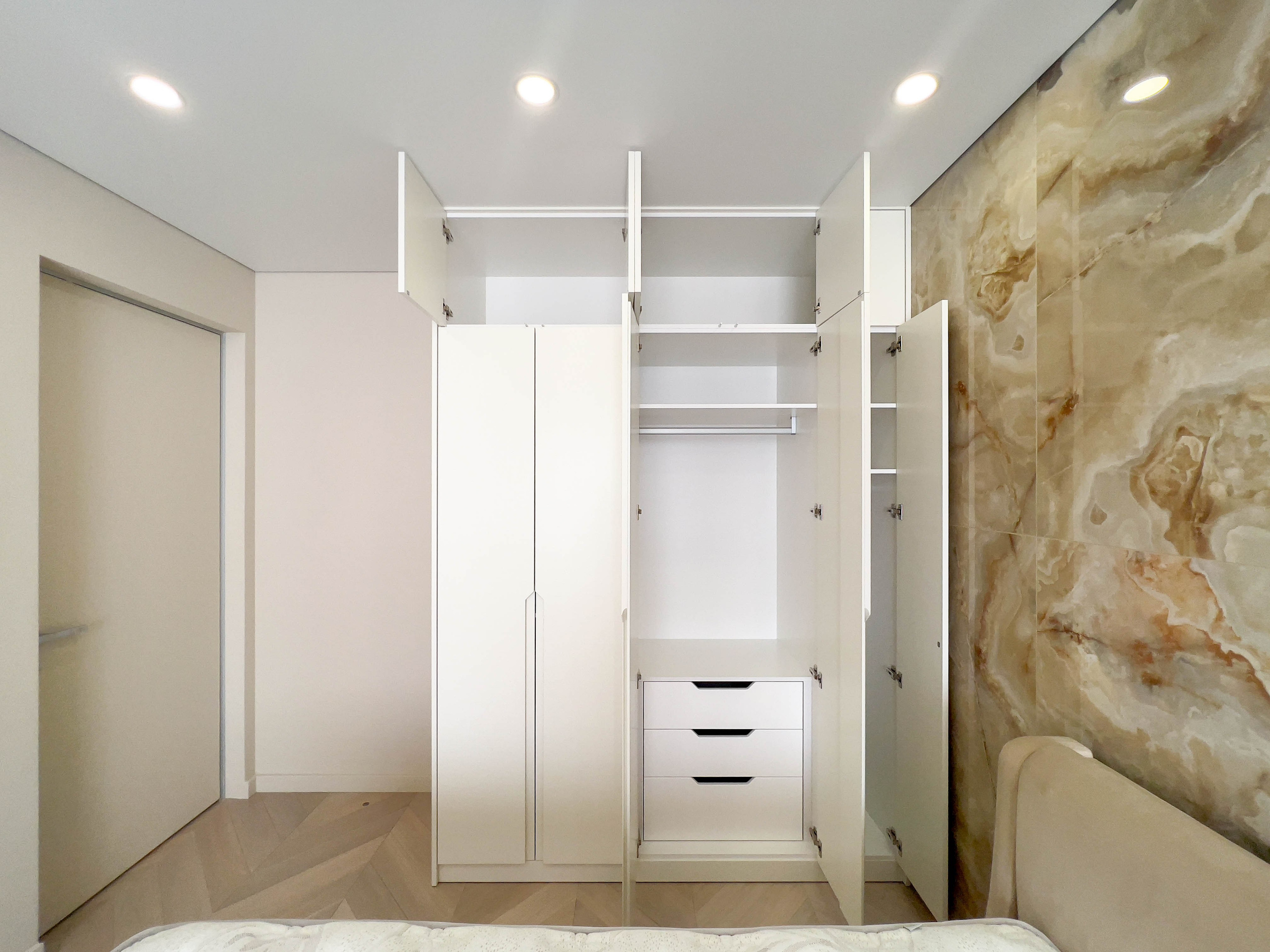 Flat. Fotograf Dmitrii Donets