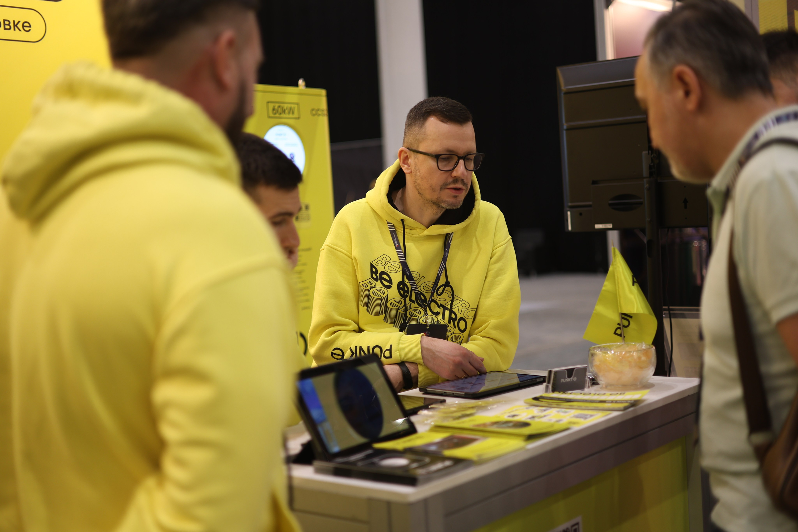 ЭКСПО. Mintonov's Film Studio