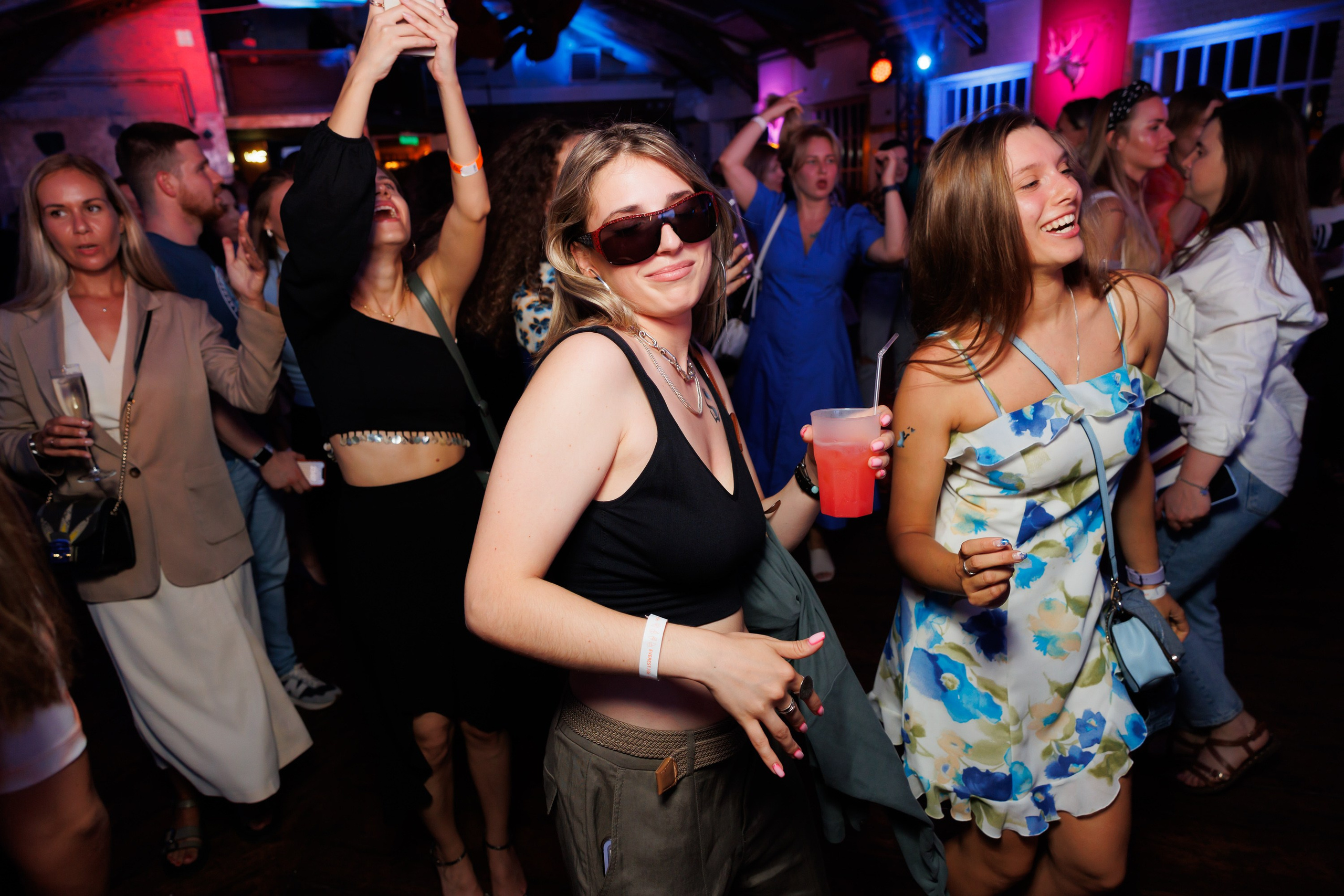 EVEREST VIBE good vibes only 16.08.2023. EVEREST PHOTO REPORT