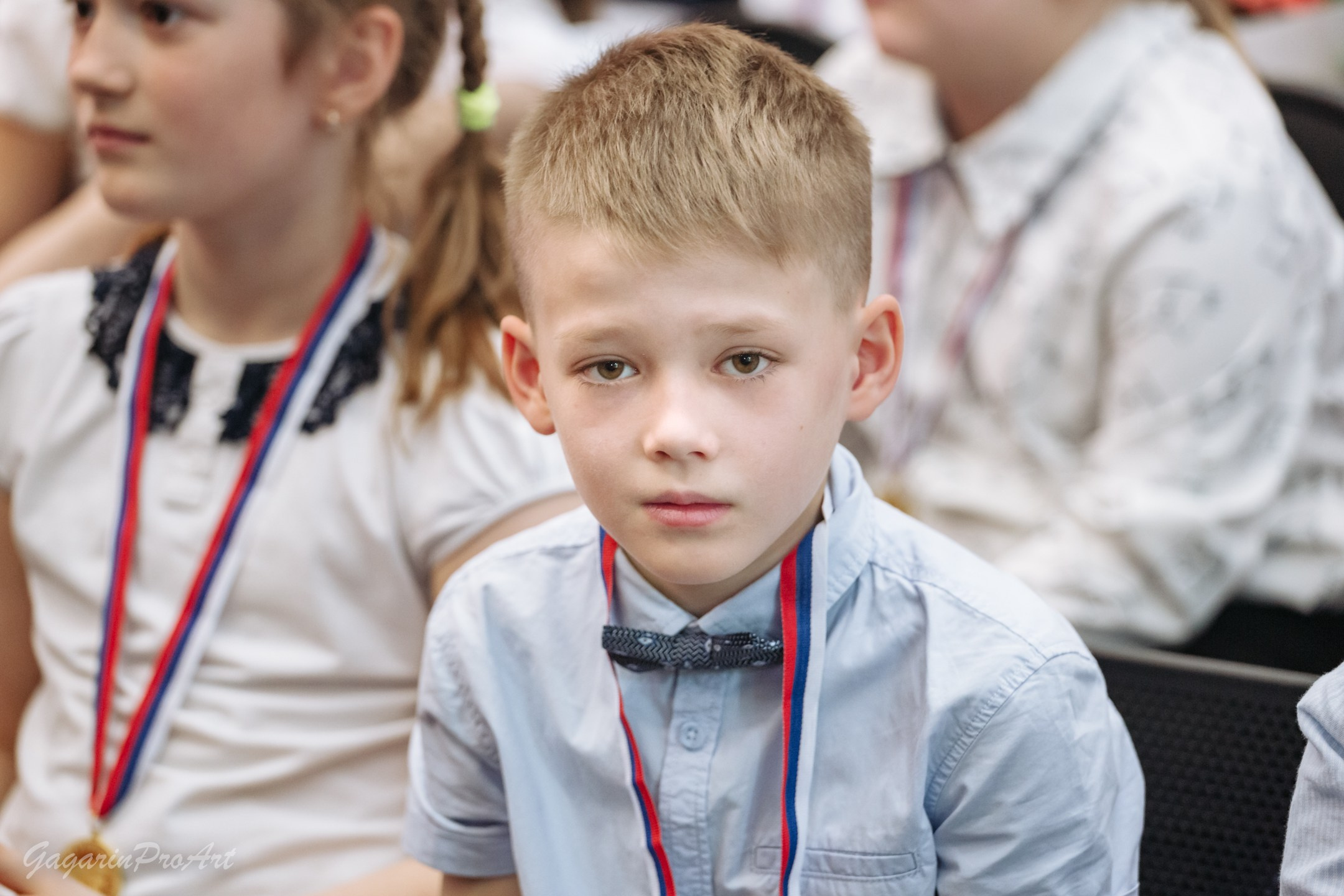 Репортаж в школе на выпускной. Фотограф на выпускной. GagarinProArt