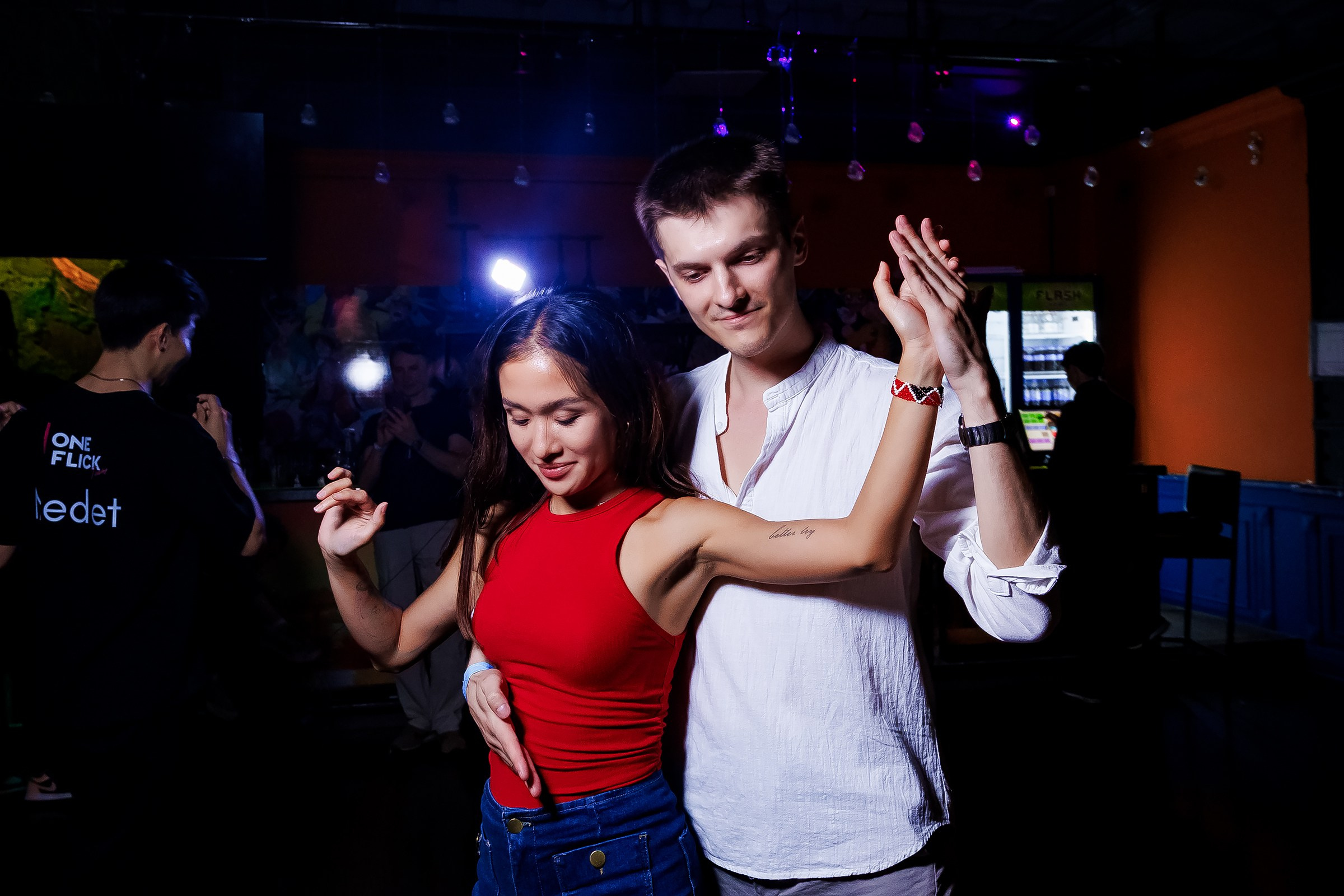 Bachata Party Hola Dance. Репортажный фотограф в Алматы Каюпов Сержан