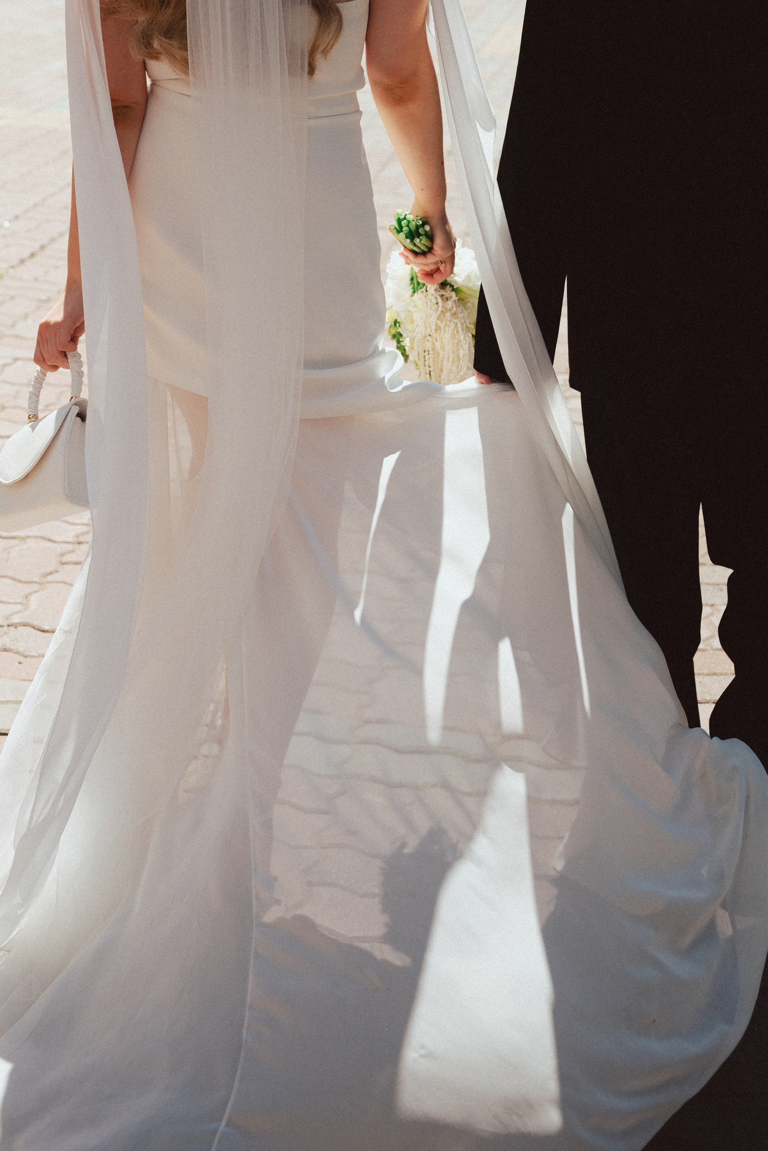 Свадебная прогулка и роспись в Кировском ЗАГСе