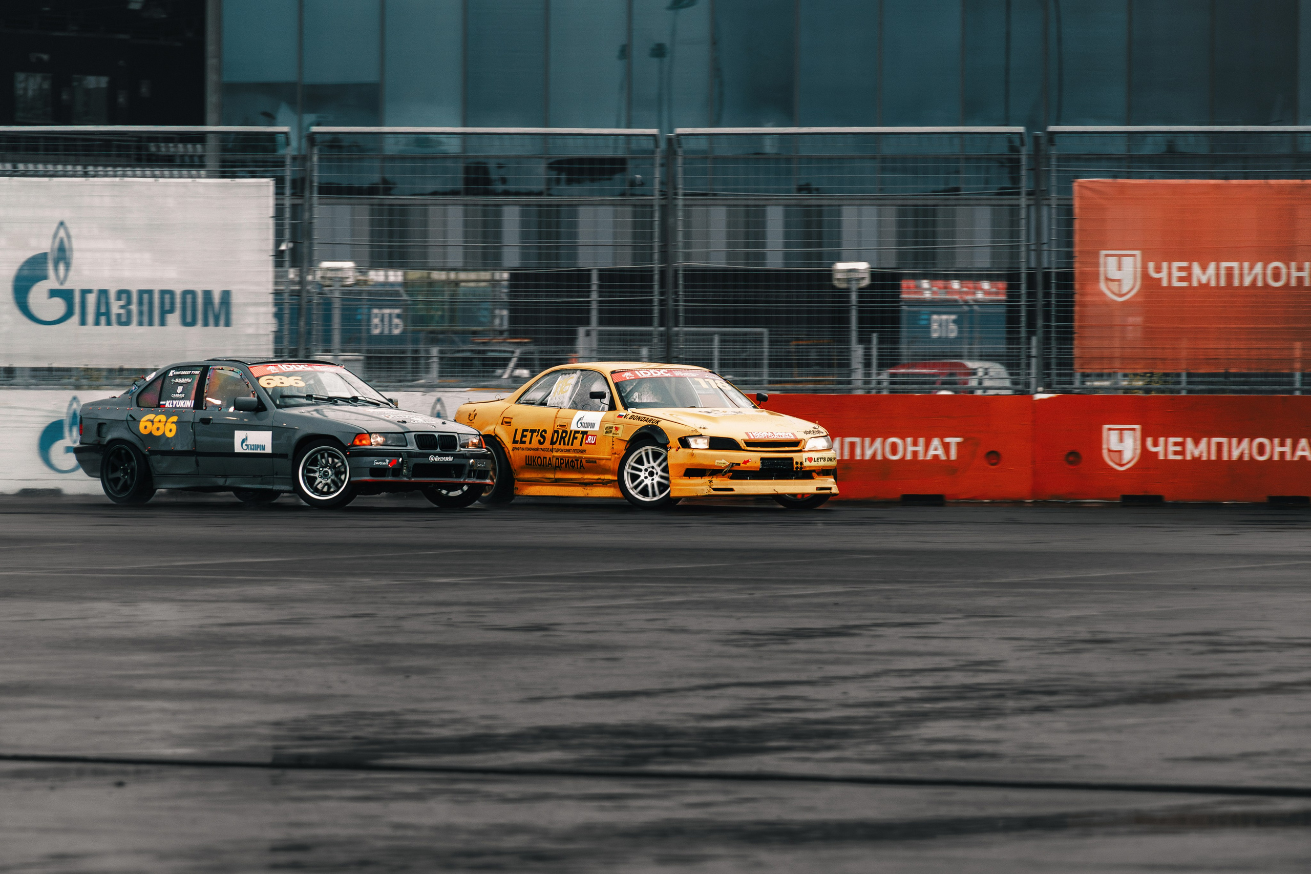 IDDC Этап 2: Бетонный Колизей и блогеры в деле