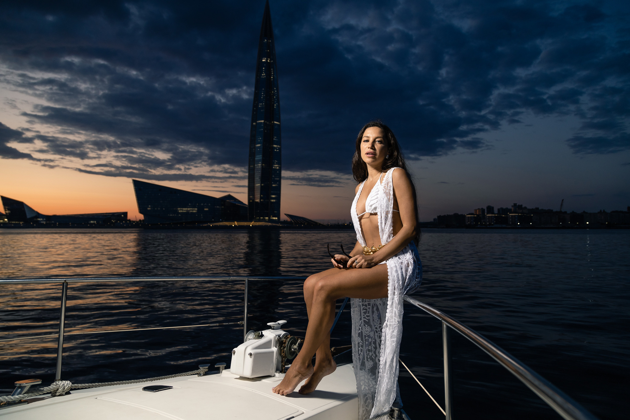 Вечерняя фотосъемка на яхте в Санкт-Петербурге