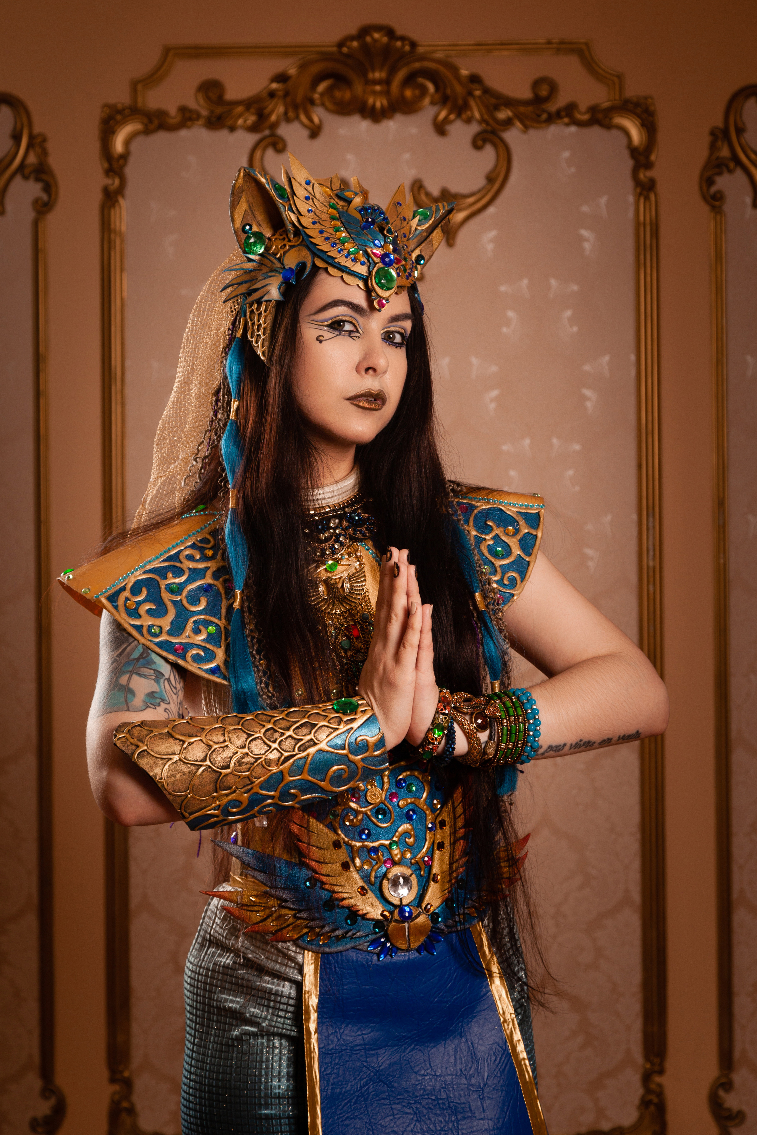 Профессиональная фотосессия в студии в стиле египетские богини в Санкт-Петербурге
