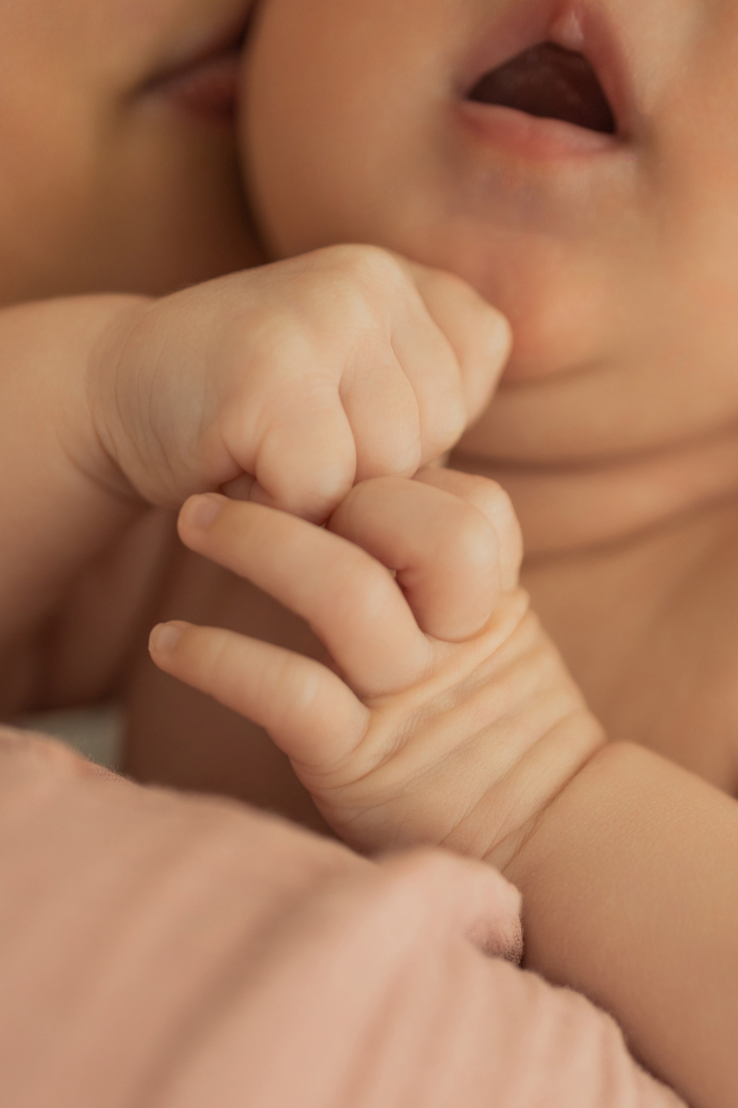 Л ю б о в ь между Вами и посреди Вас. Виноградова Маргарита. Фотограф P r o Явления