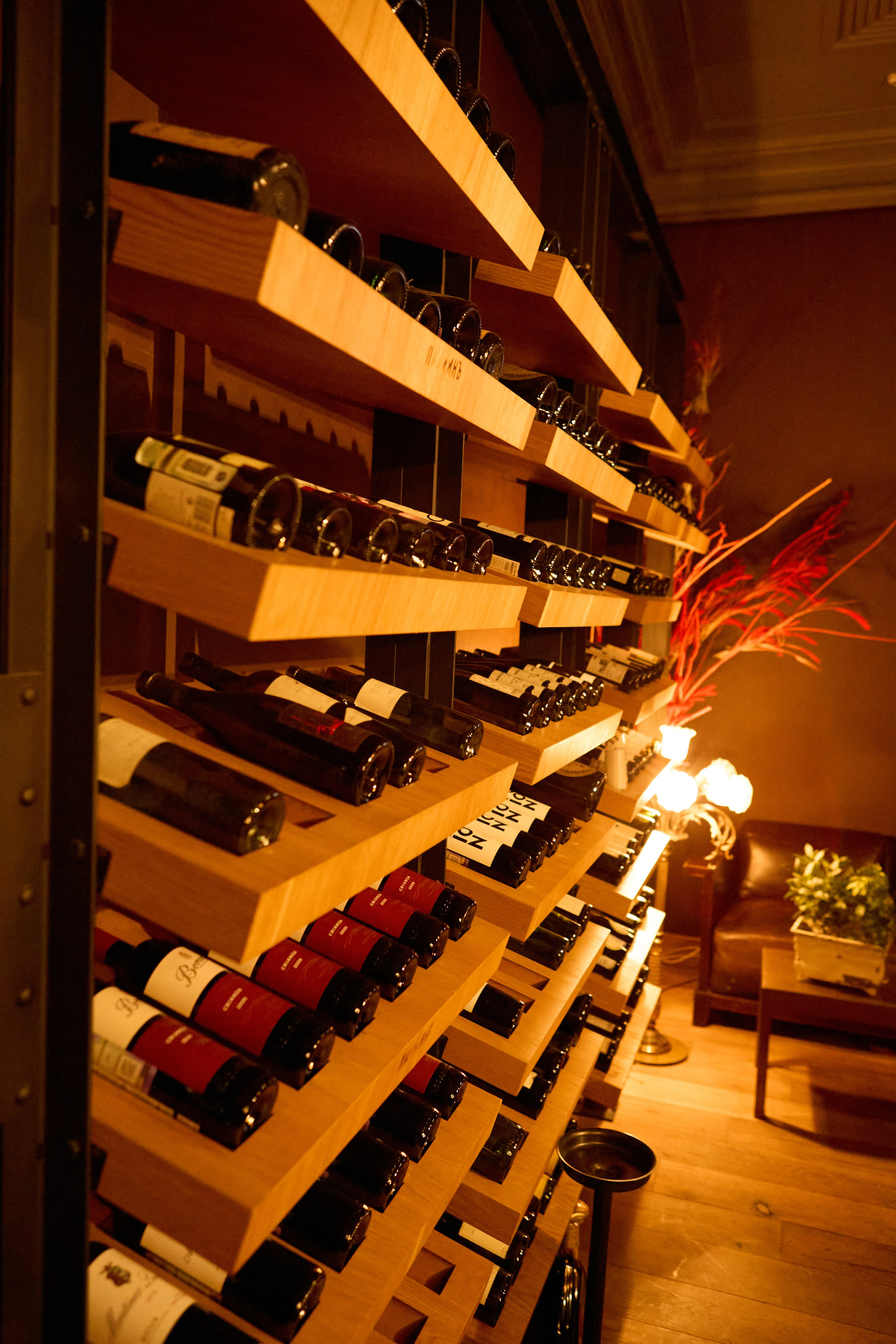 Evening on Nevsky Prospect Street at the Palkin Restaurant. Фотограф в Санкт-Петербурге Владимир Тихомиров