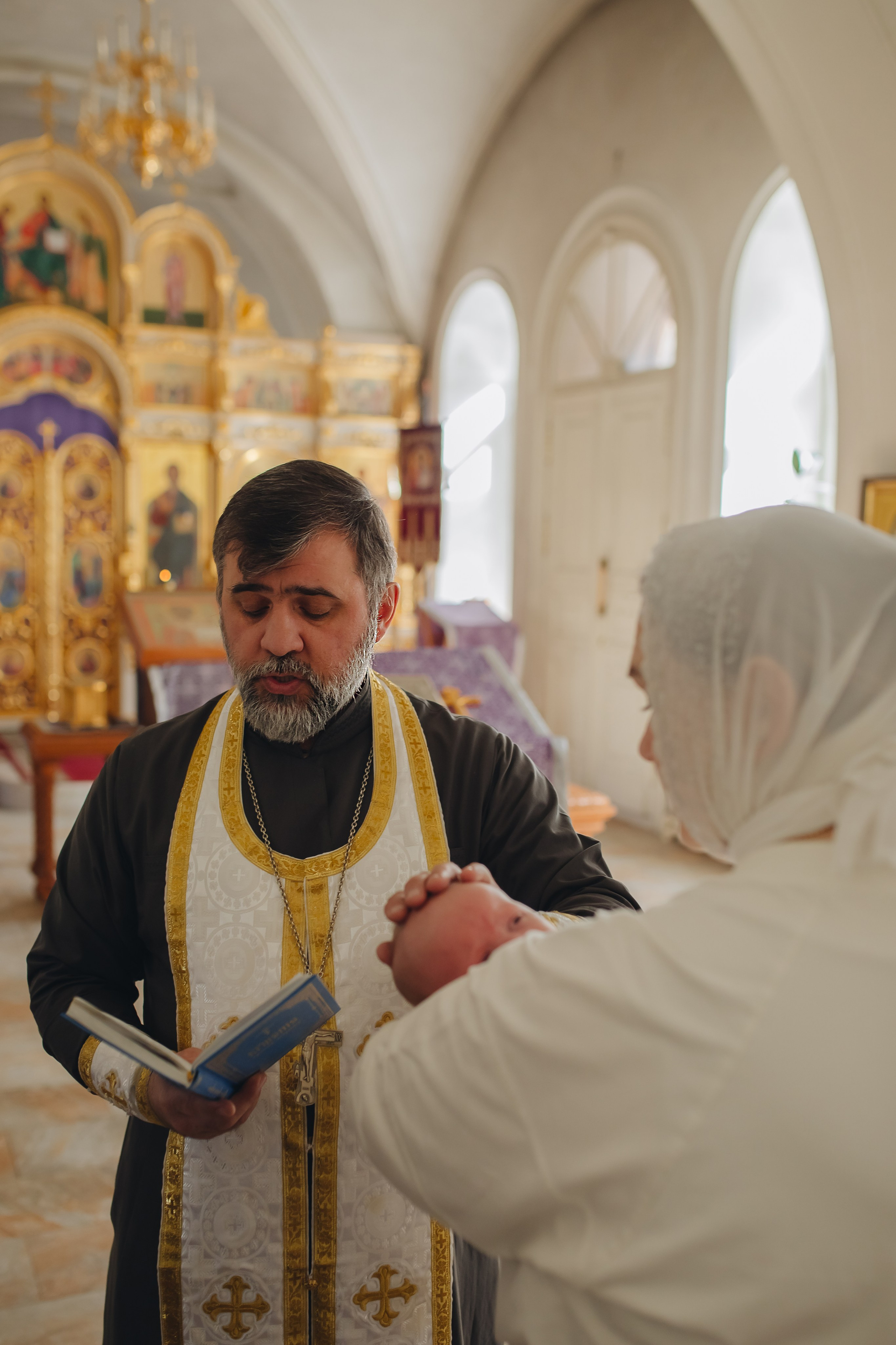 Крещение в светлом Храме. Семейный и детский фотограф в Москве Дорогова Екатерина