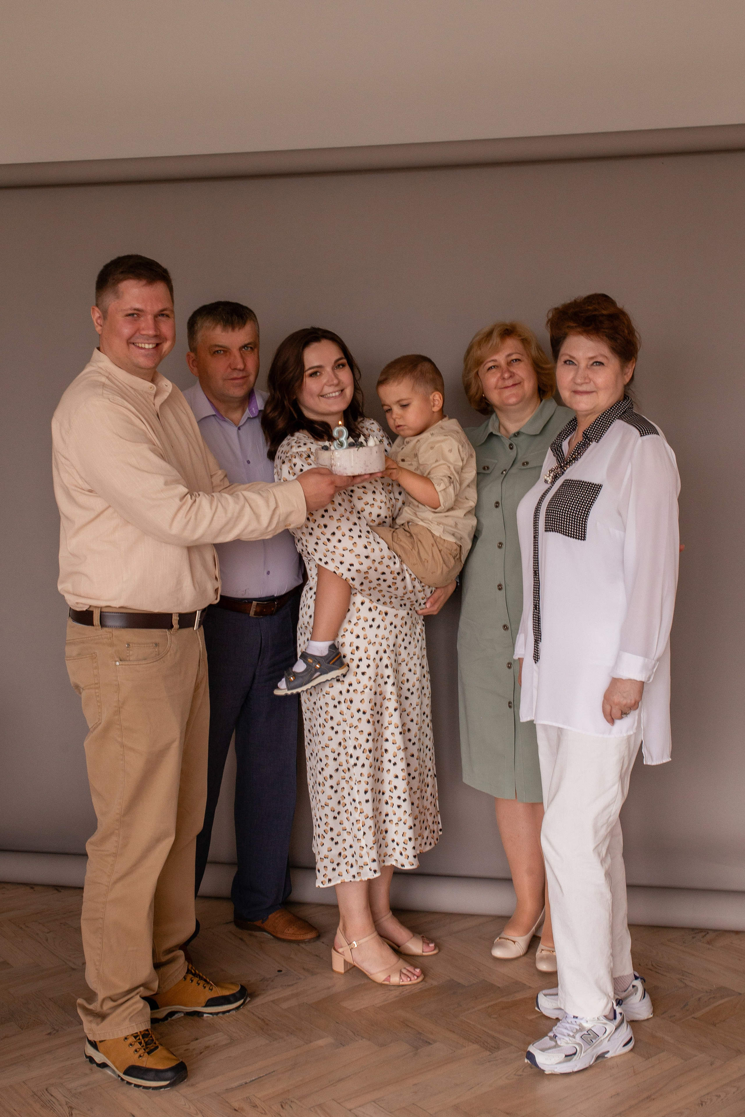 Надежда, Григорий и Ваня с семьёй