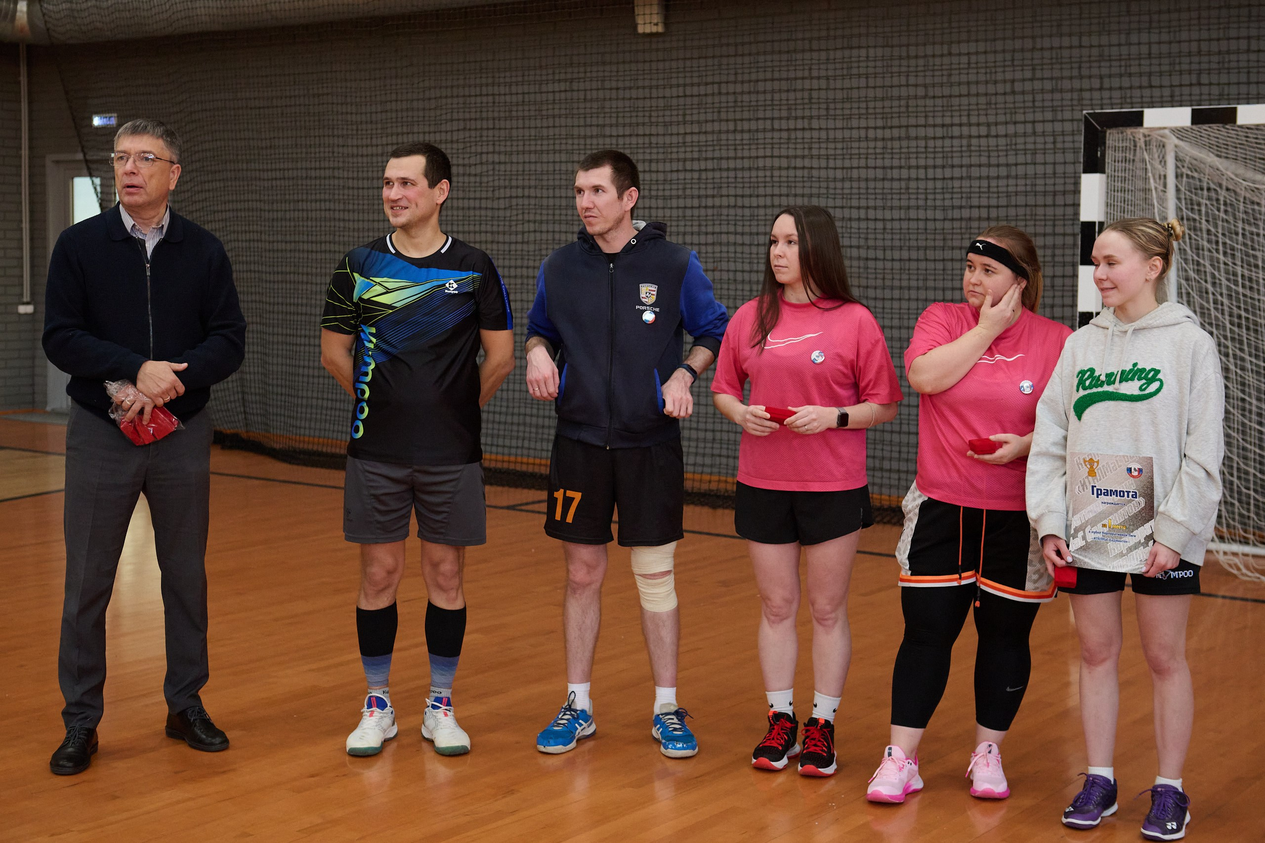 Спорт фотография бадминтон корпоративный кубок. Спортивный репортажный фотограф в Ижевске Сергей Мерзляков