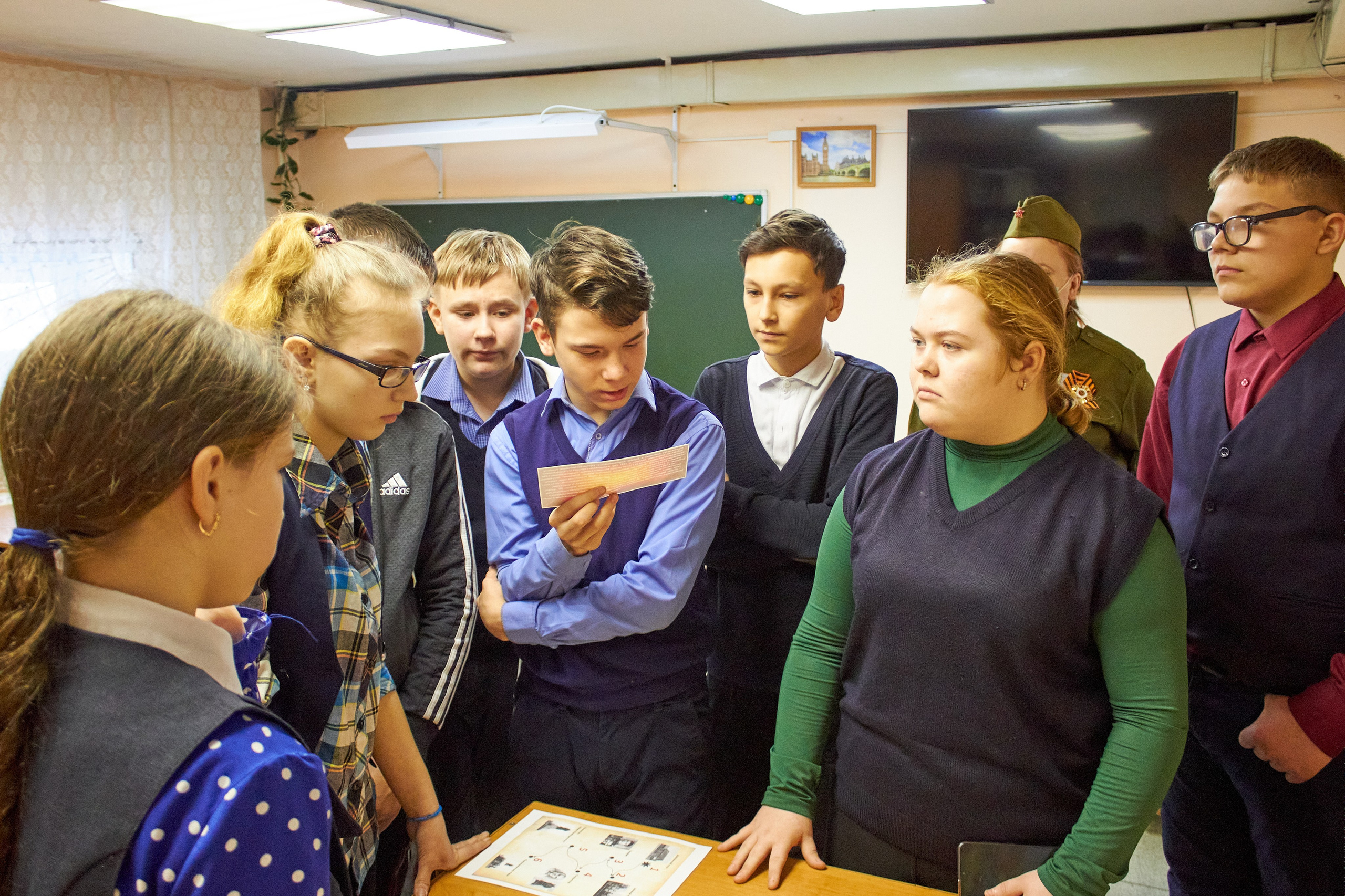 Музейная экспозиция на колесах «Прикосновение к подвигу». [fXph] Фотограф Масликов Илья. Съёмка мероприятий в Ленинске-Кузнецком