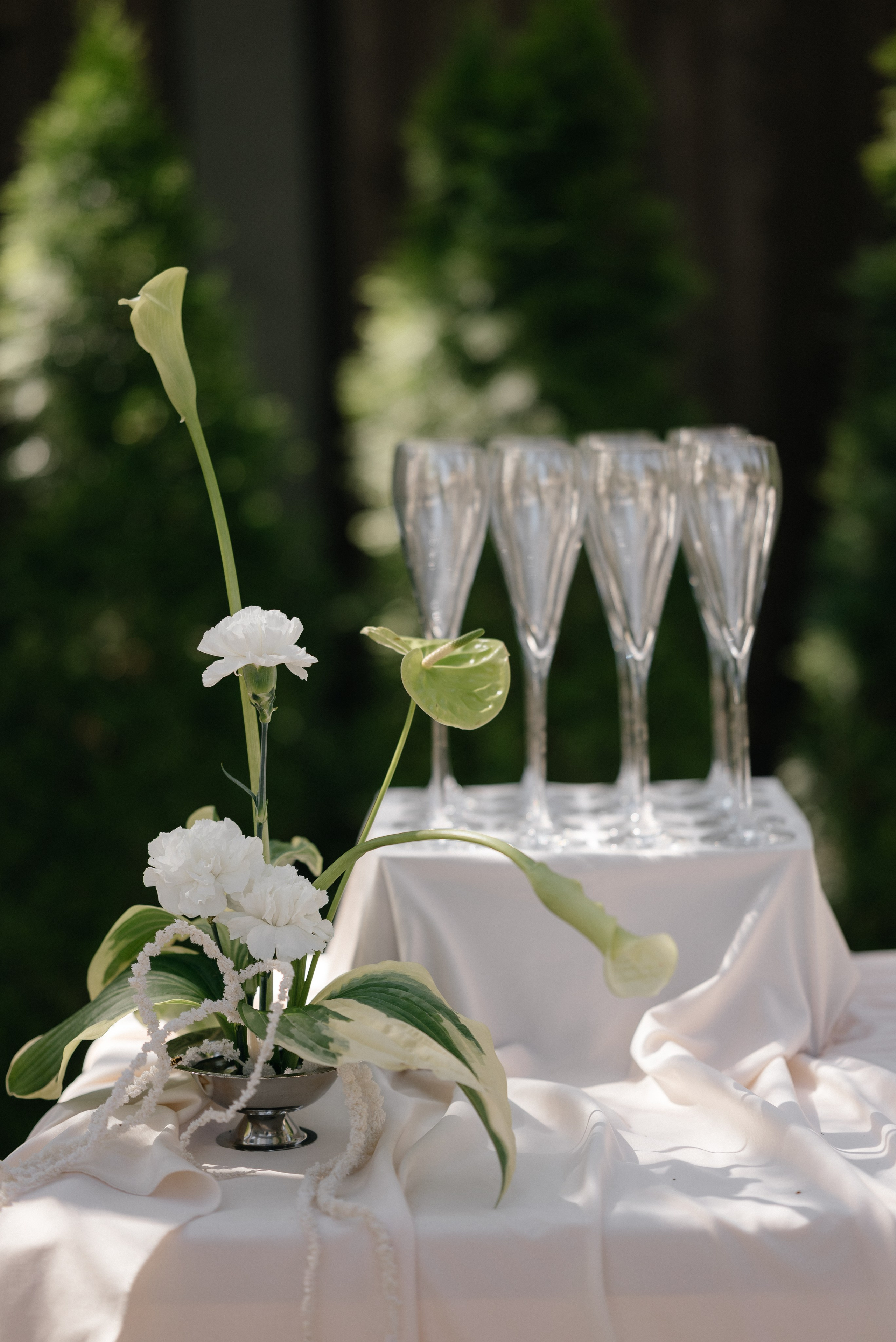 Wedding day in DELICE CHALET. Wedding PHOTOGRAPHER Andrew Vnukov