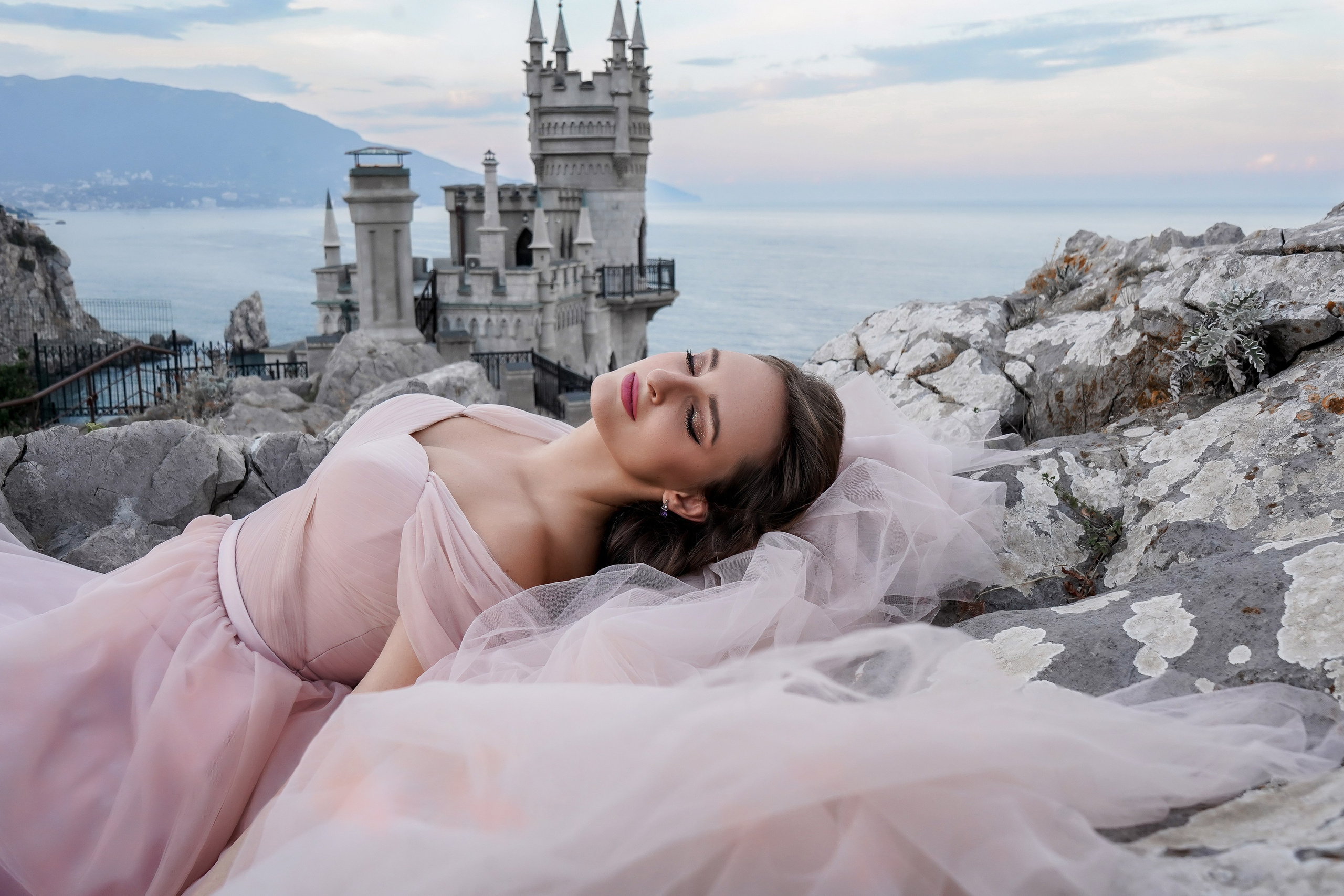 Гаспра. Ласточкино гнездо. Фотограф Ялта. Крым. Свадебный фотограф в Ростове-на-Дону. Таинство Крещения и Венчания, семейные фотосессии. Алёна Чёботова