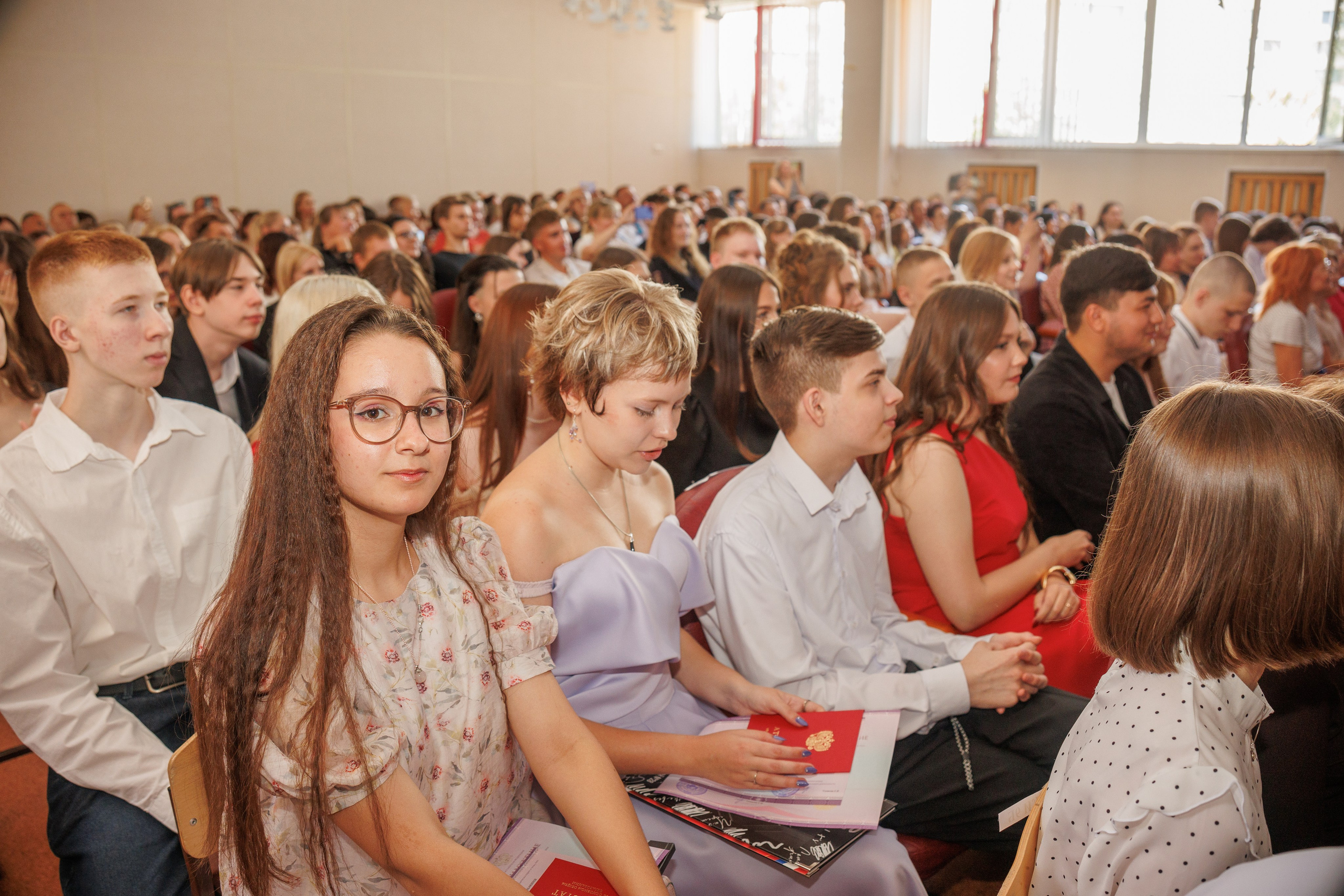 Вручение аттестатов. Свадебный и семейный фотограф в Новосибирске Ирина Дорошкова