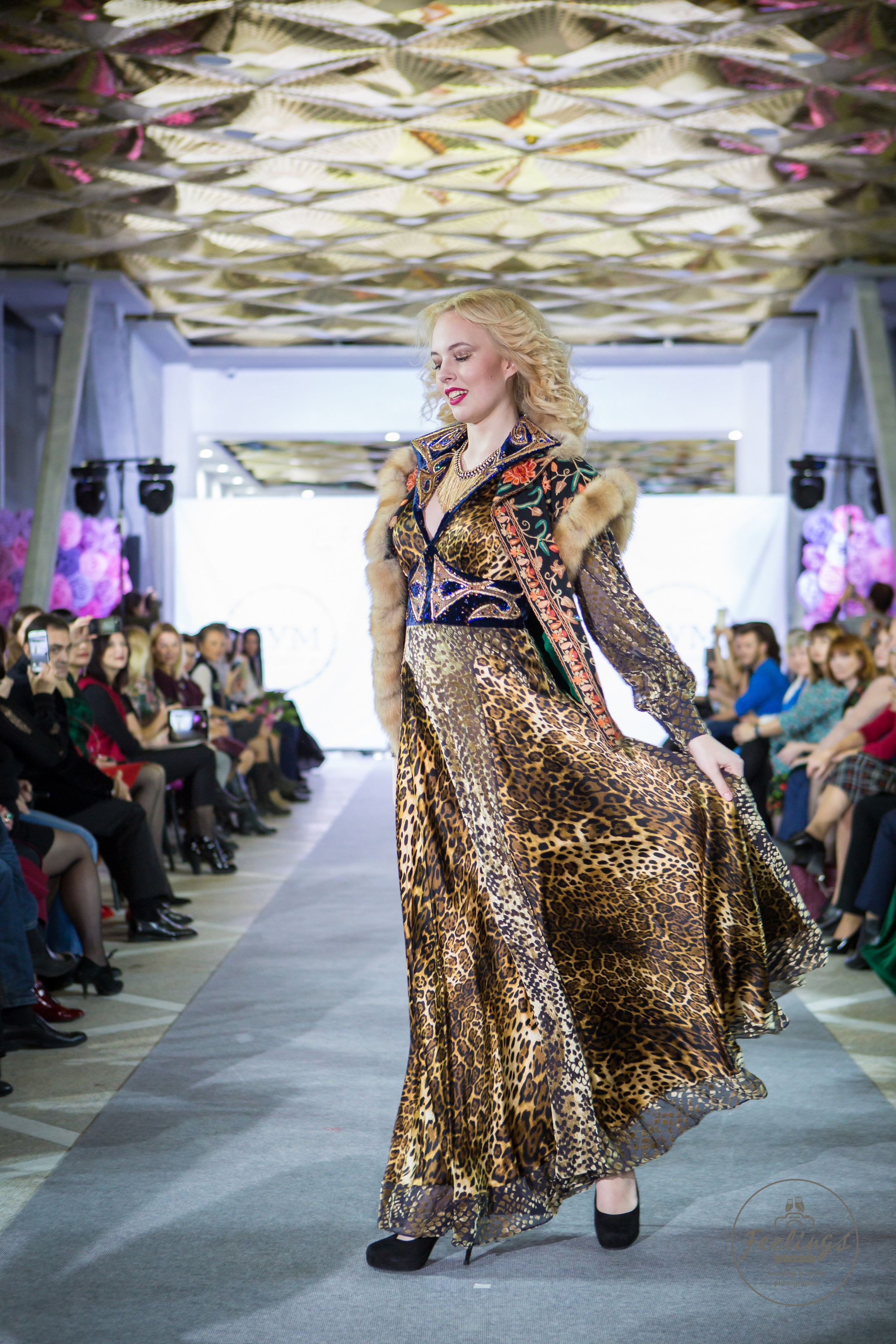 Неделя высокой моды с Викой Цыгановой. Главная