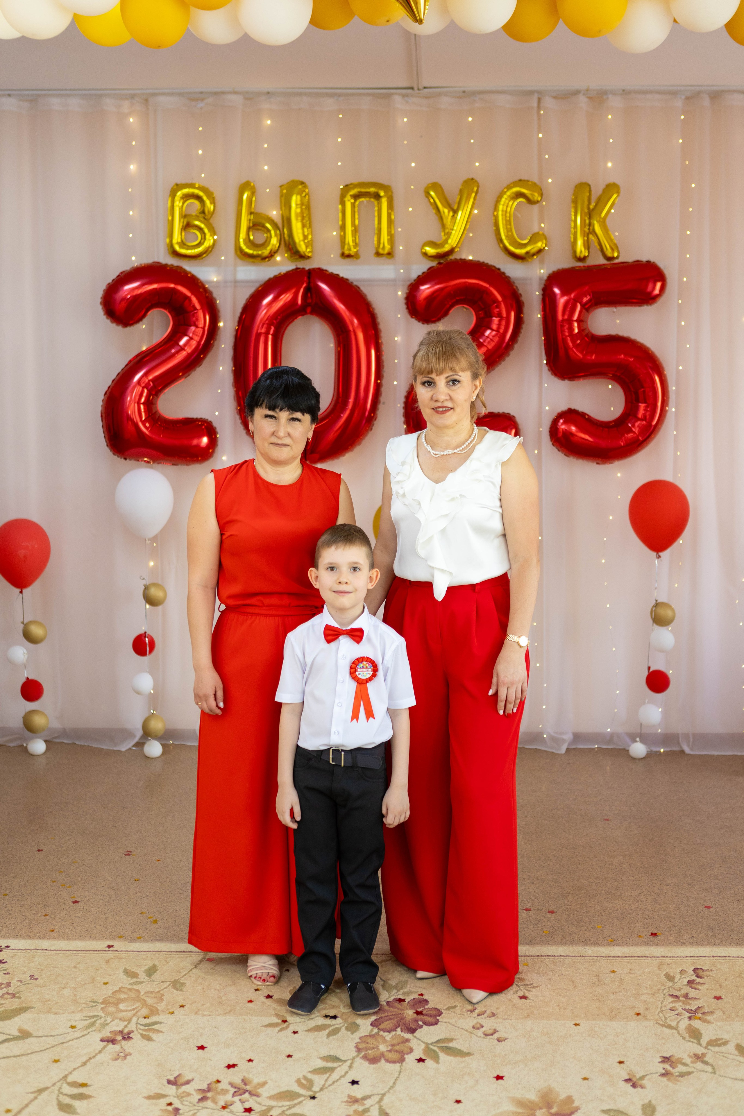 Выпускной в детскому саду 2025 год. Свадебный и предметный фотограф Ренат Каламперов