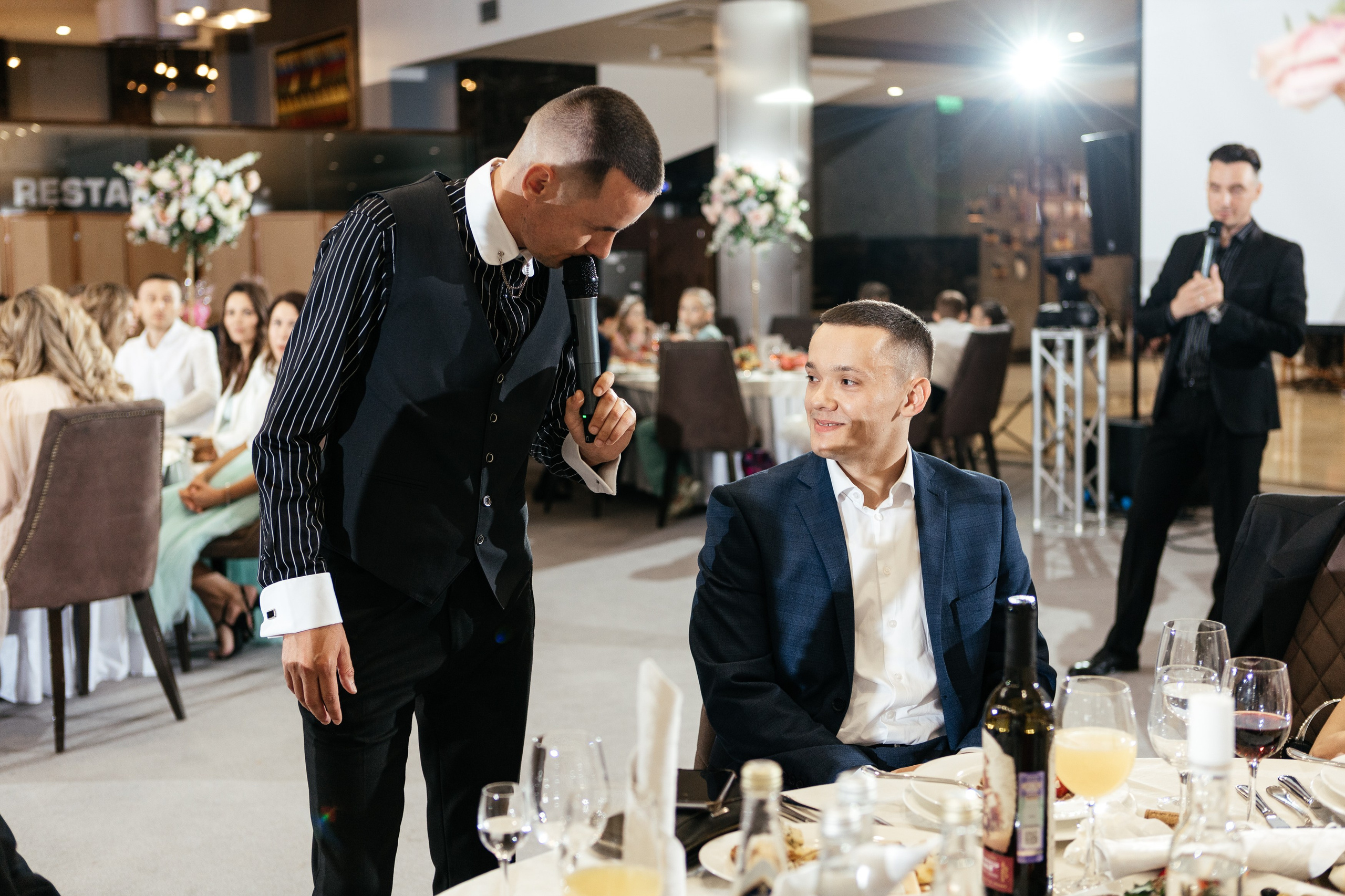 Свадебный фотограф Уфа — Руслан ГабдлисламовЖивые эмоции, красивые кадры, воспоминания на всю жизнь.Работаю по всей Республике Башкортоста. Свадебный фотограф Уфа Руслан Габдлисламов