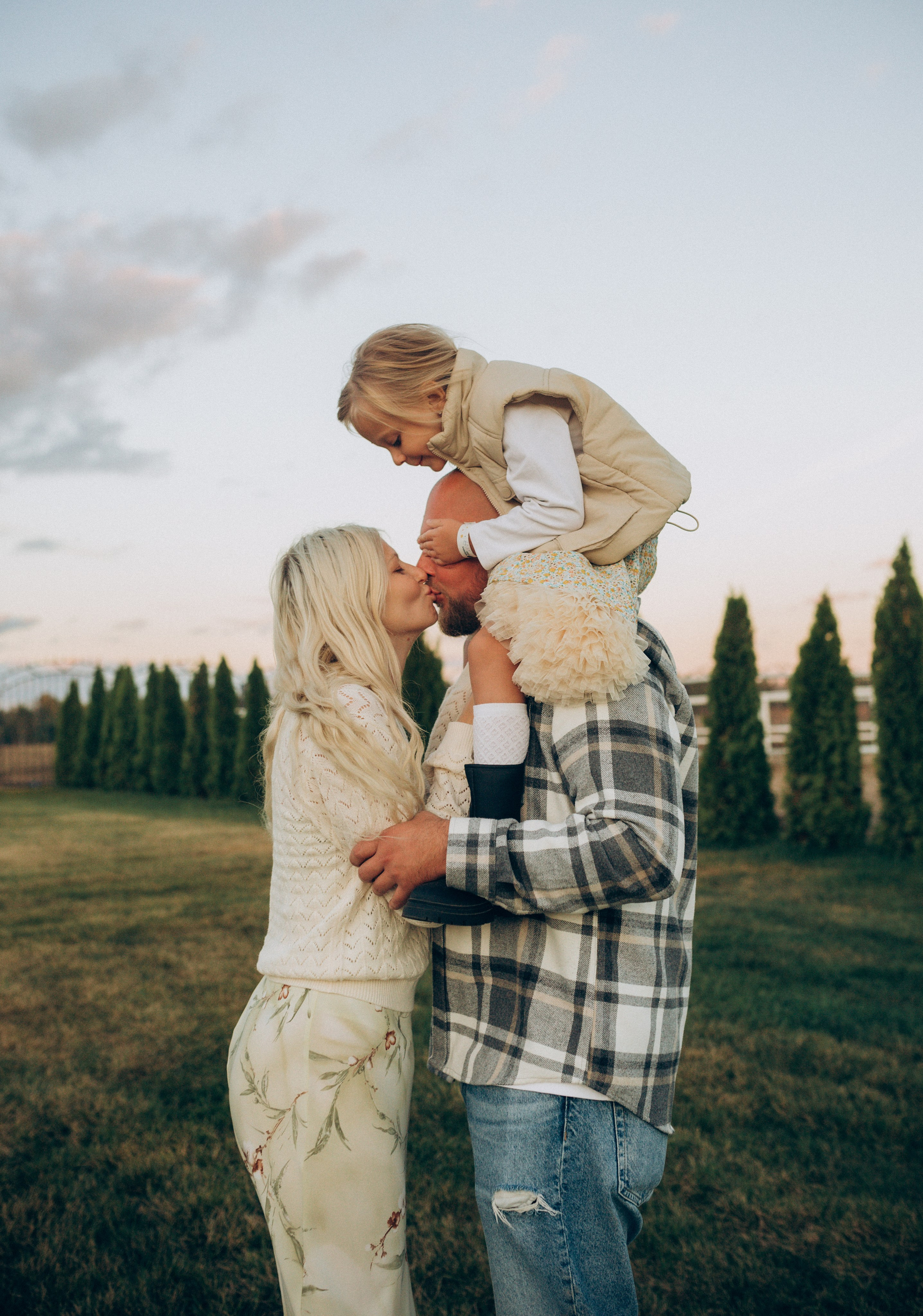 Семейная съемка на улице. Семейный и детский фотограф в Москве Антонина Смирнова