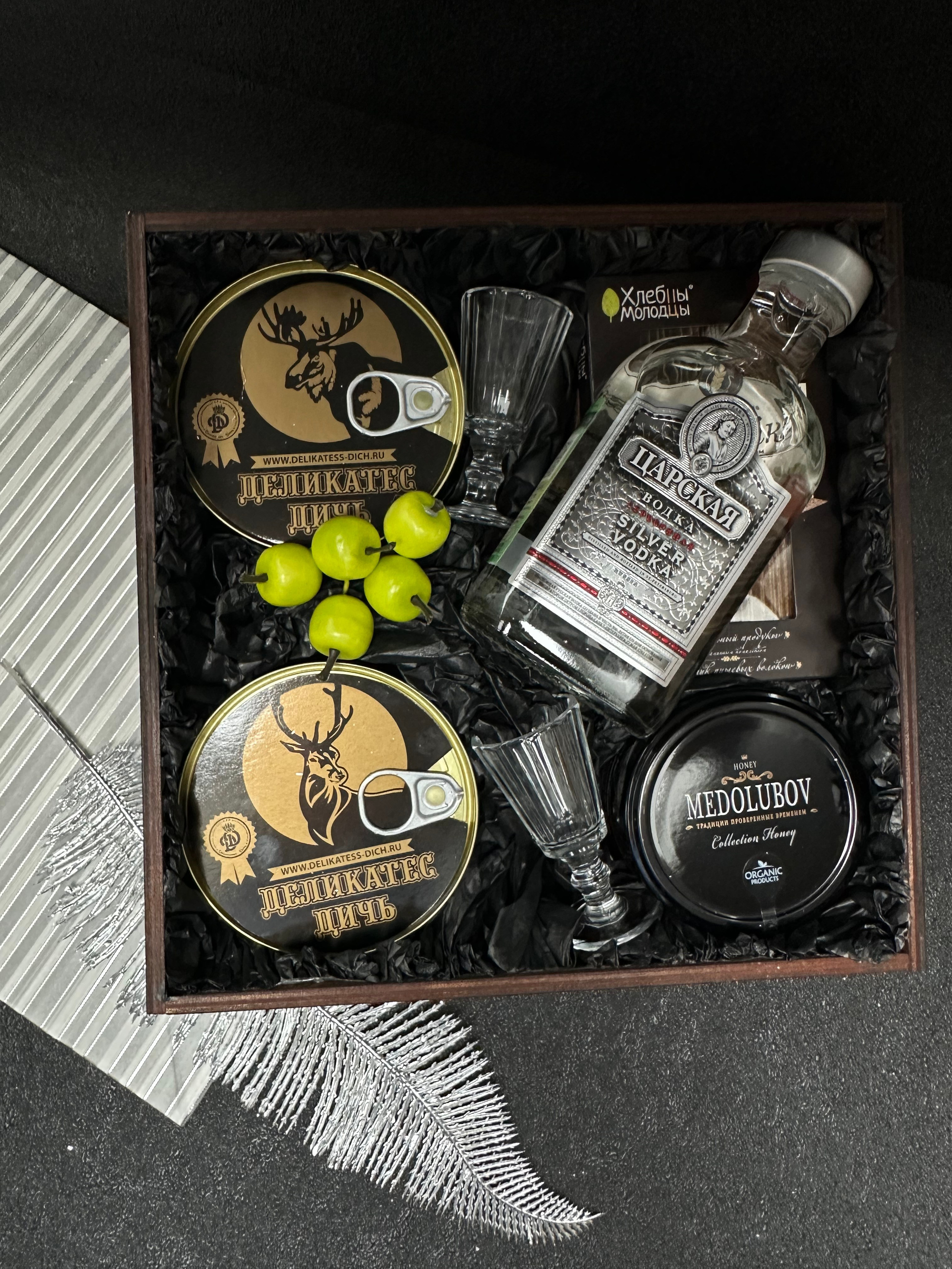 «Царское серебро». Студия подарочных наборов «Владия»