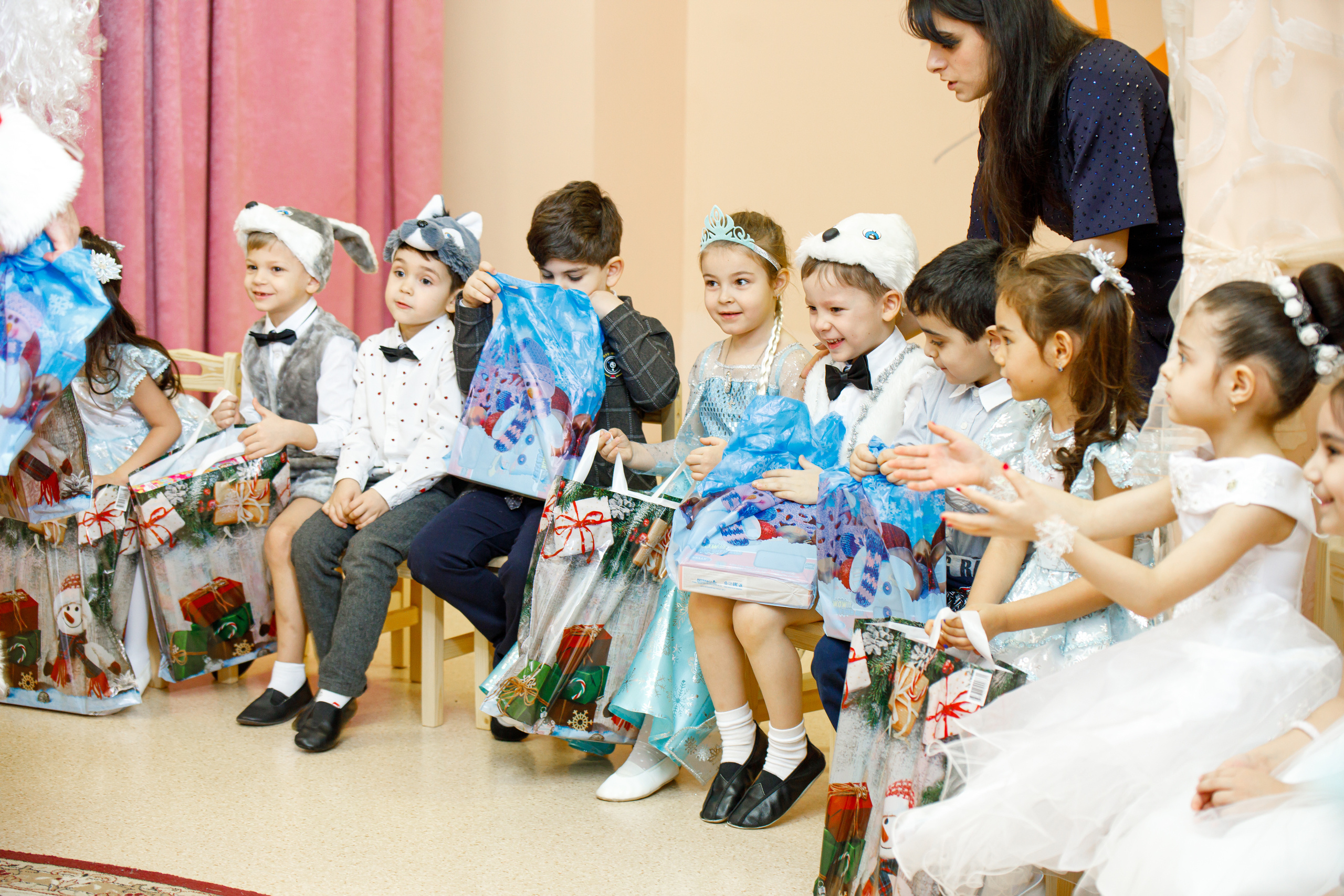 Новогодний утренник в детском саду. Репортажный фотограф Семён Борисов | Москва