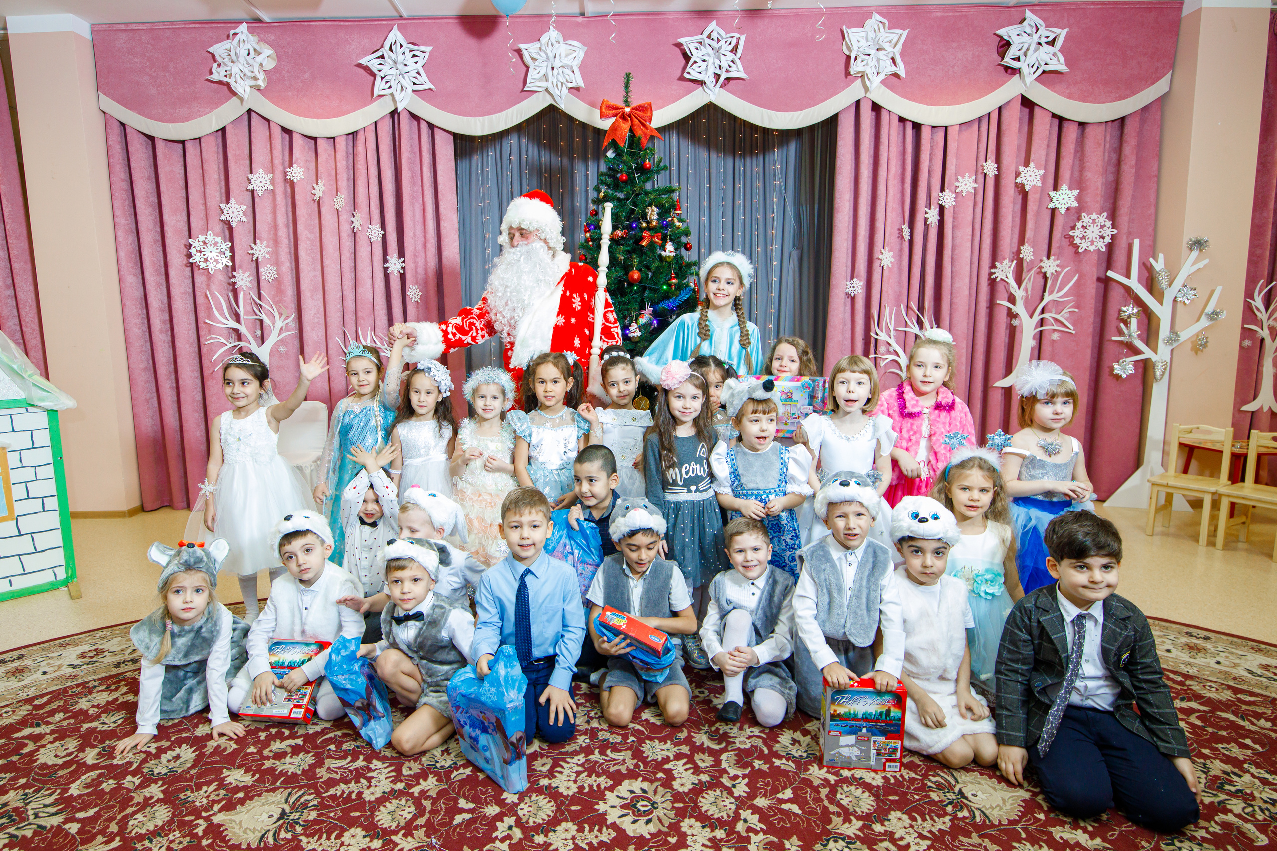 Новогодний утренник в детском саду. Репортажный фотограф Семён Борисов | Москва
