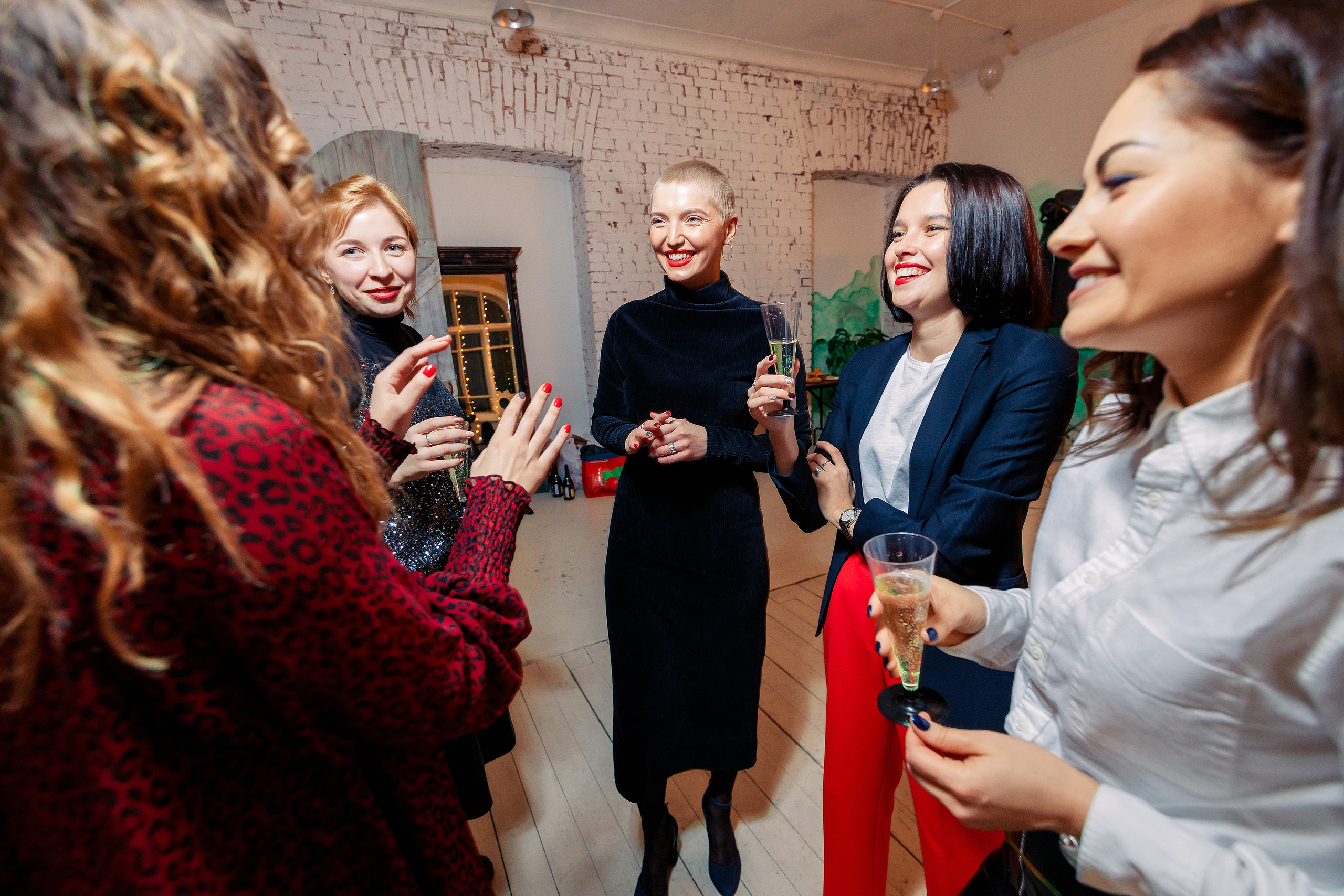 День рождения Дарьи | Loft Provance (Avinion). Репортажный фотограф Семён Борисов | Москва