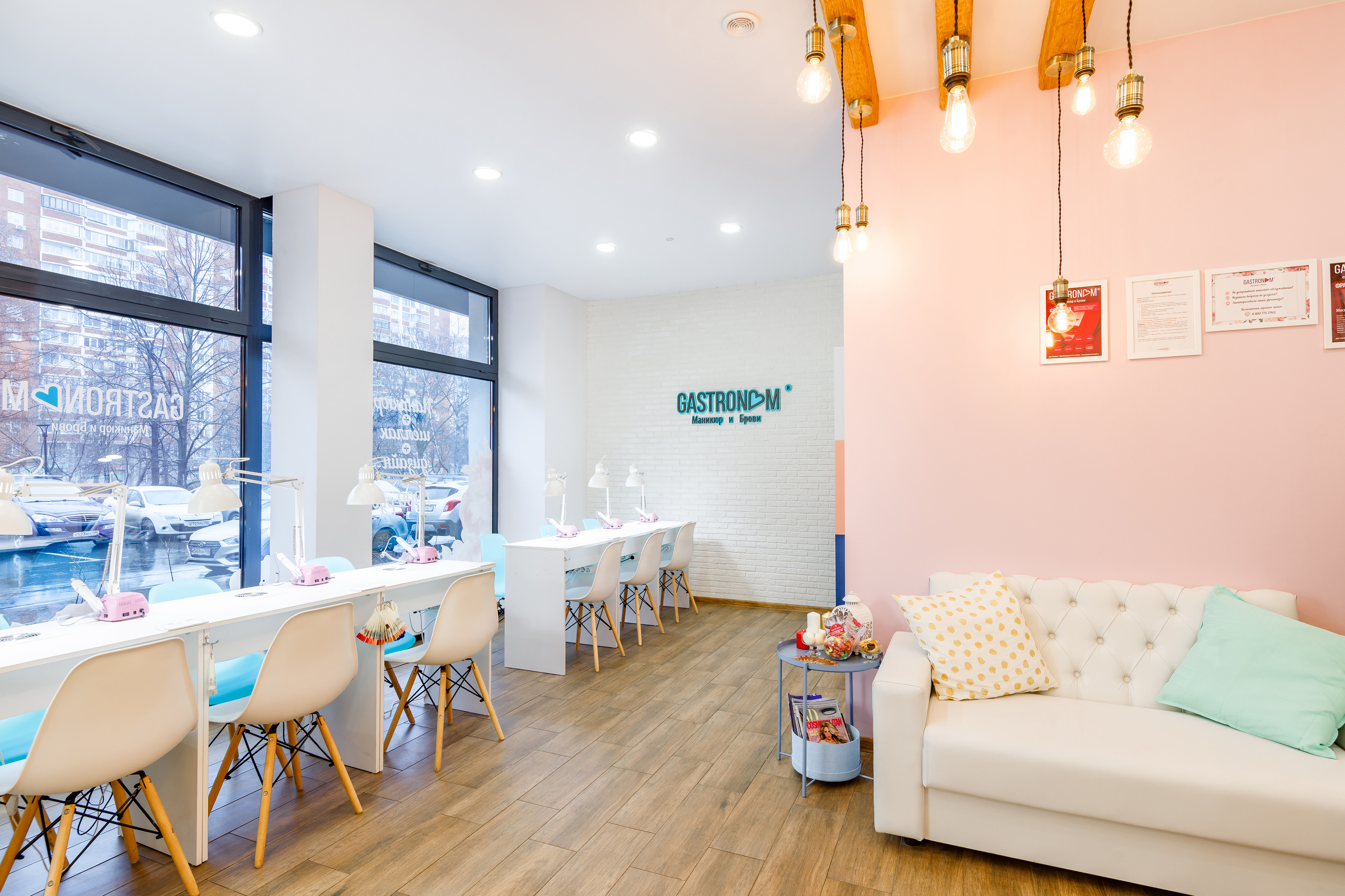 Маникюрный салон | Gastronom. Репортажный фотограф Семён Борисов | Москва