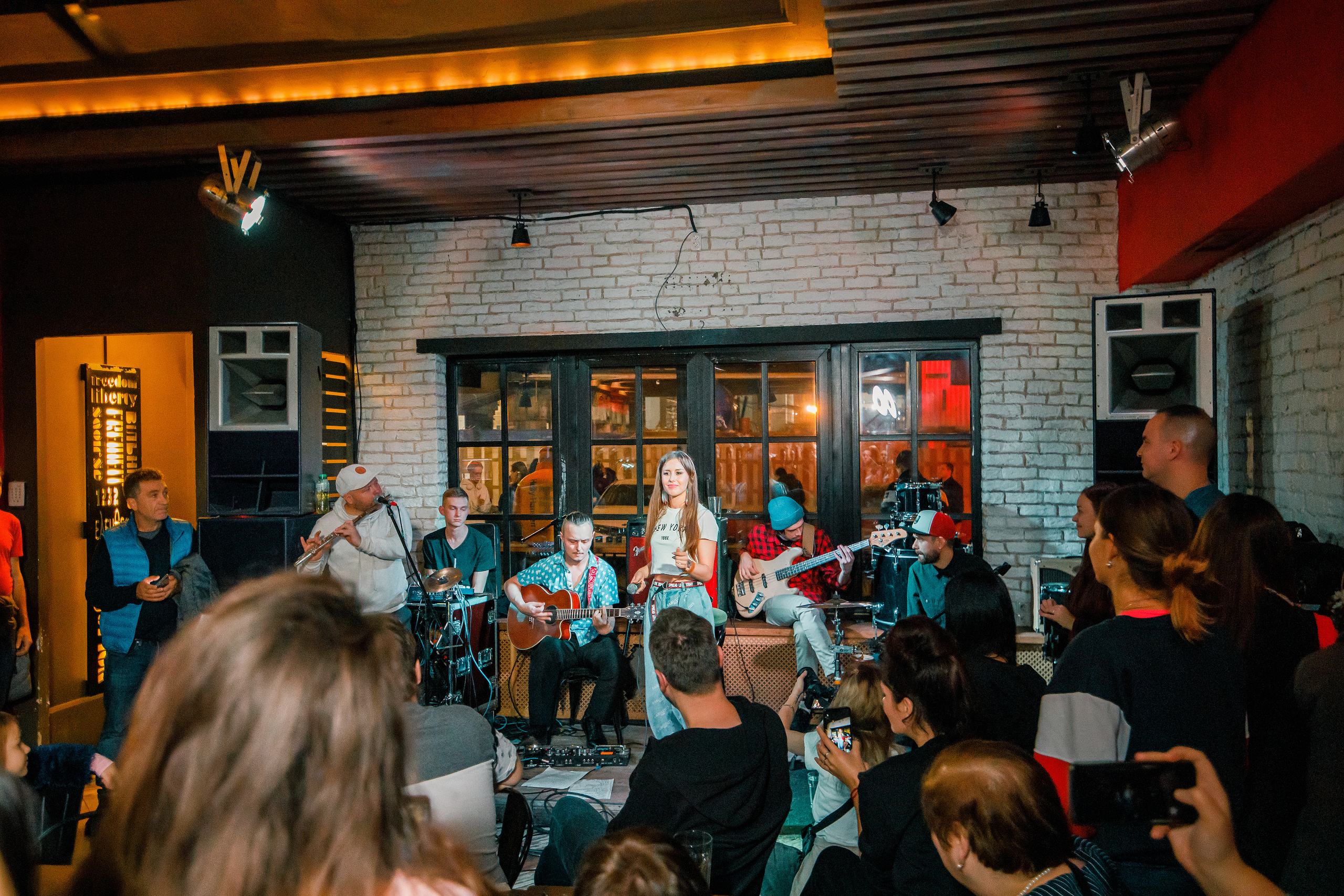 Концерт Любови Толкуновой | RED PUB | 2019. Репортажный фотограф Семён Борисов | Москва