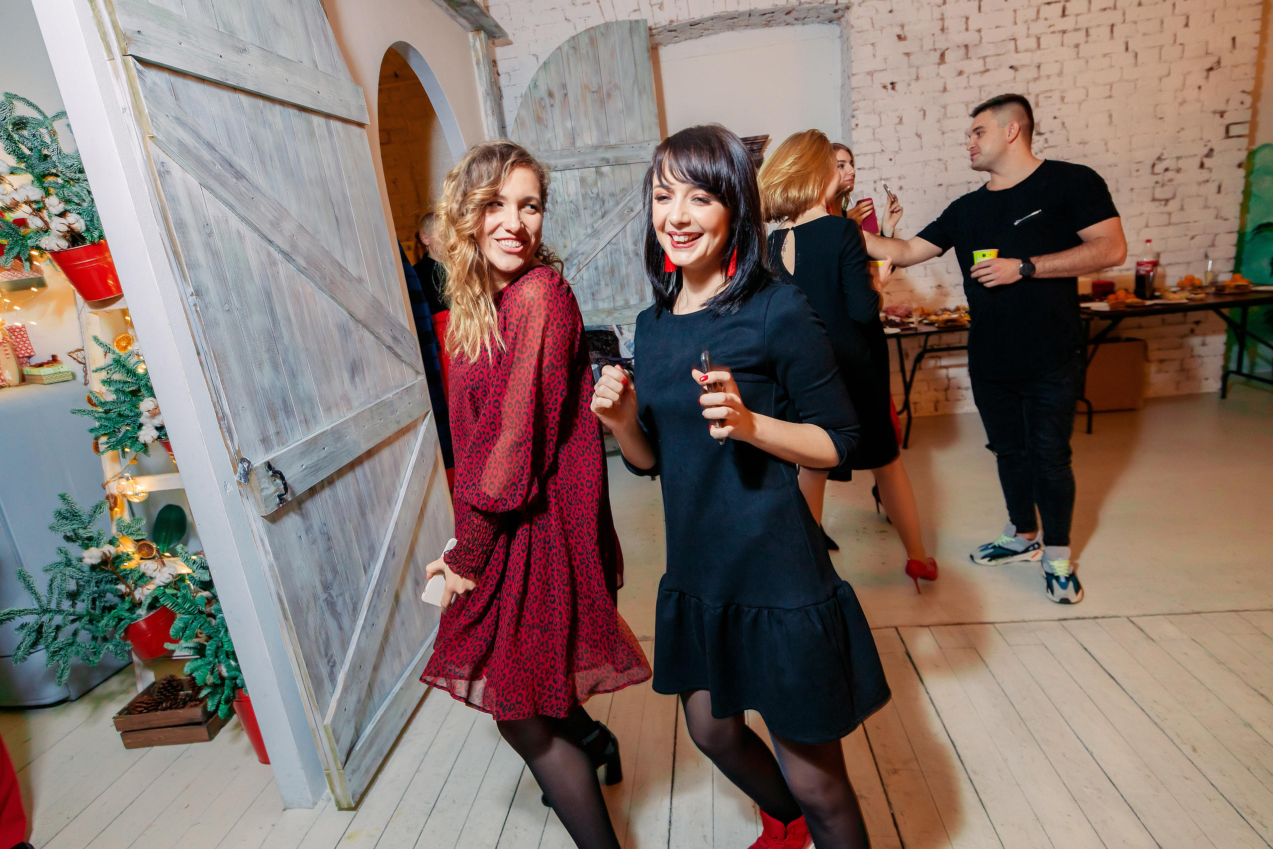 День рождения Дарьи | Loft Provance (Avinion). Репортажный фотограф Семён Борисов | Москва