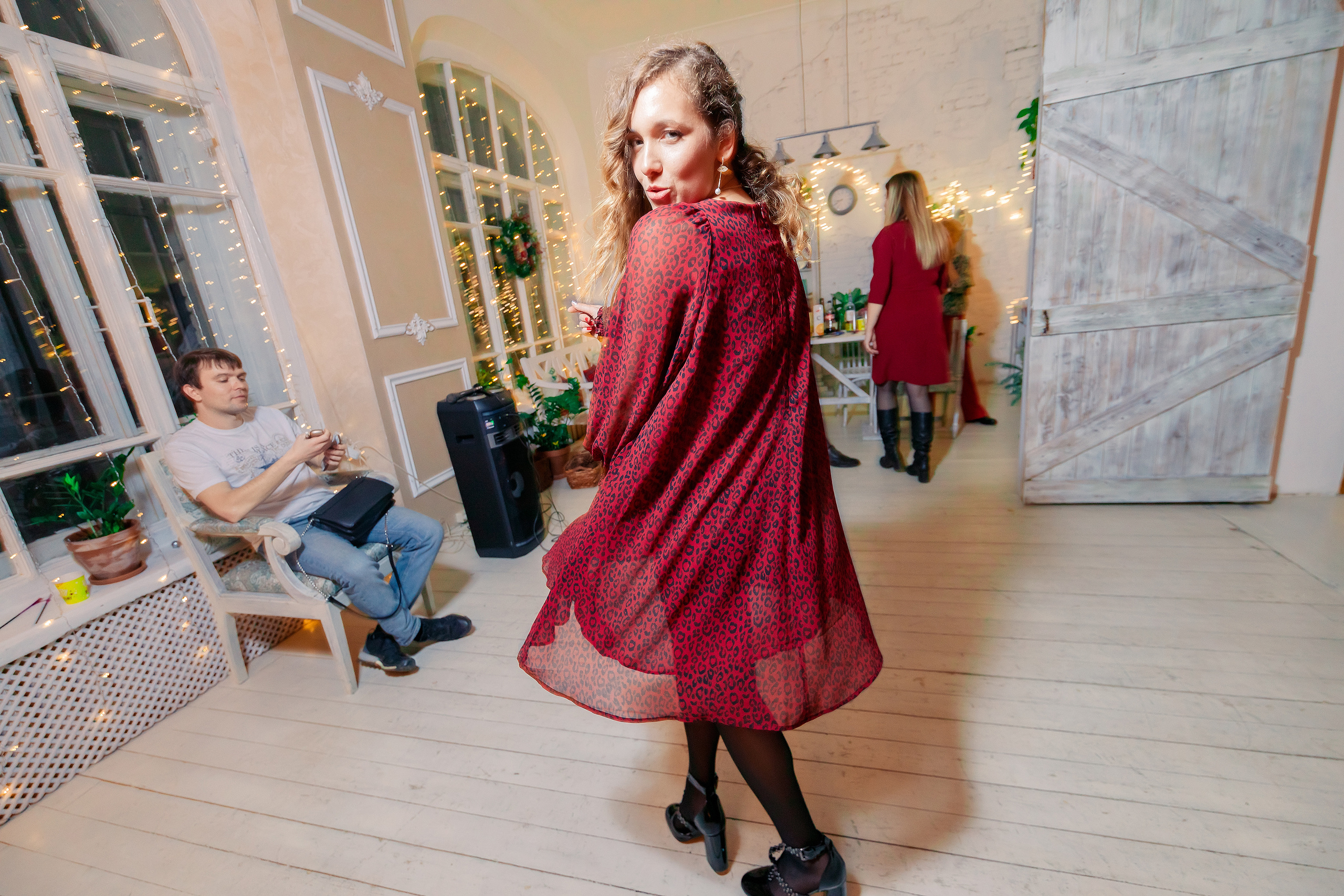 День рождения Дарьи | Loft Provance (Avinion). Репортажный фотограф Семён Борисов | Москва