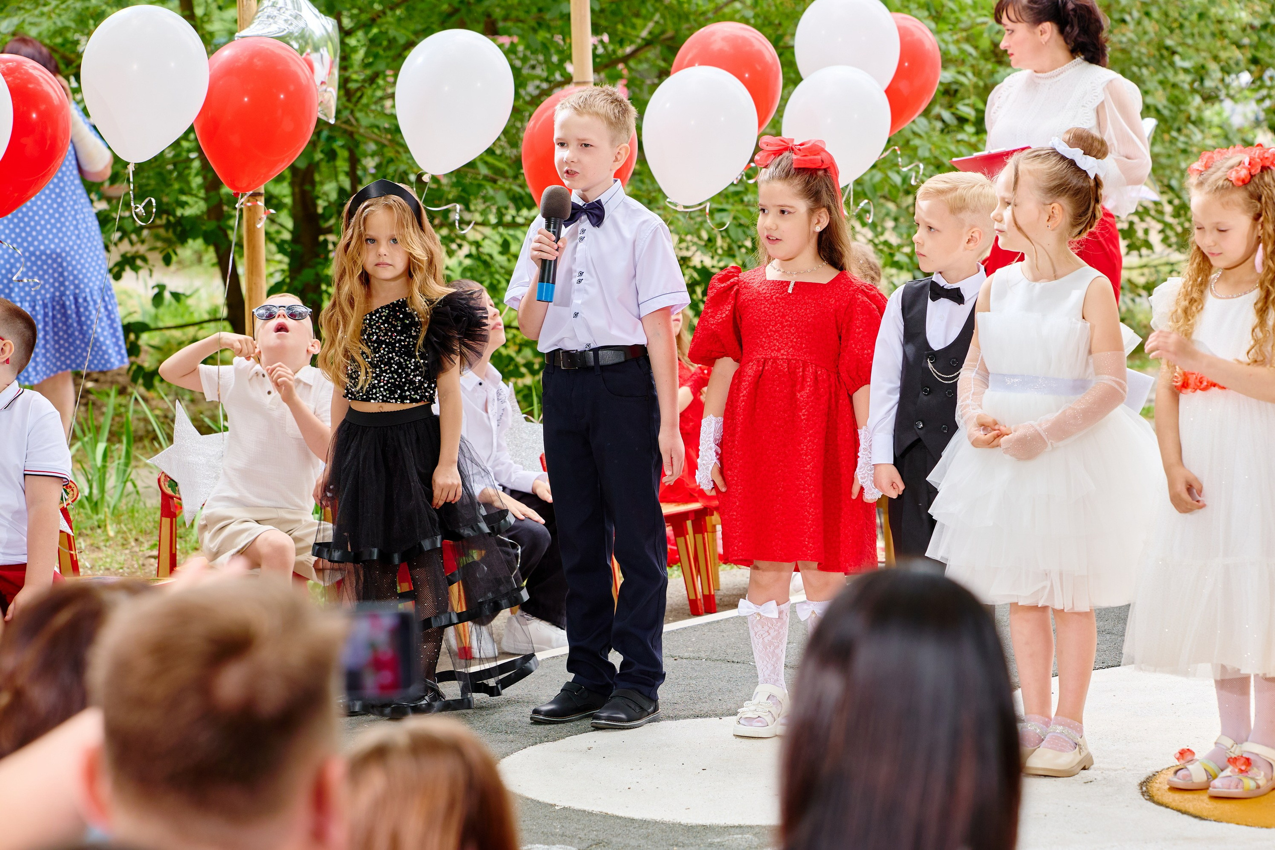Выпускной 45 сад. Фотограф Выпускные альбомы Таганрог Сергей Коробченко